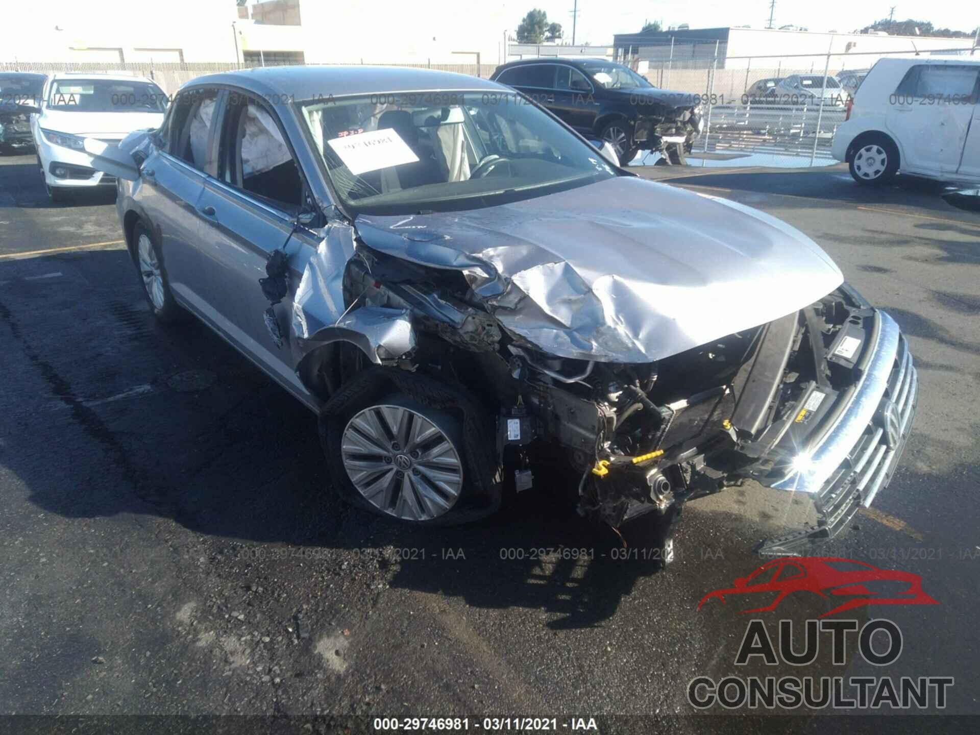 VOLKSWAGEN JETTA 2019 - 3VWC57BU9KM184195