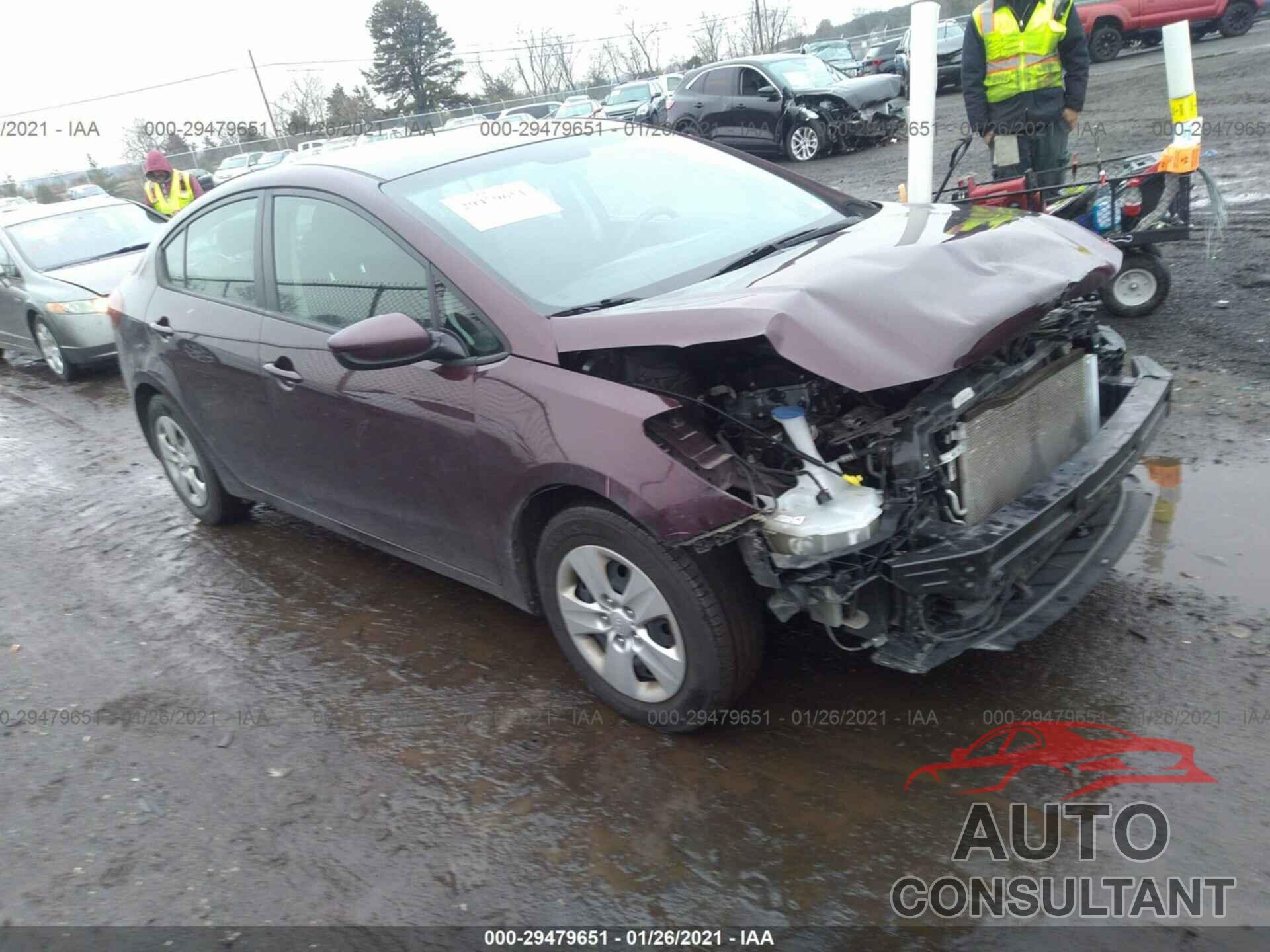 KIA FORTE 2018 - 3KPFK4A71JE276610