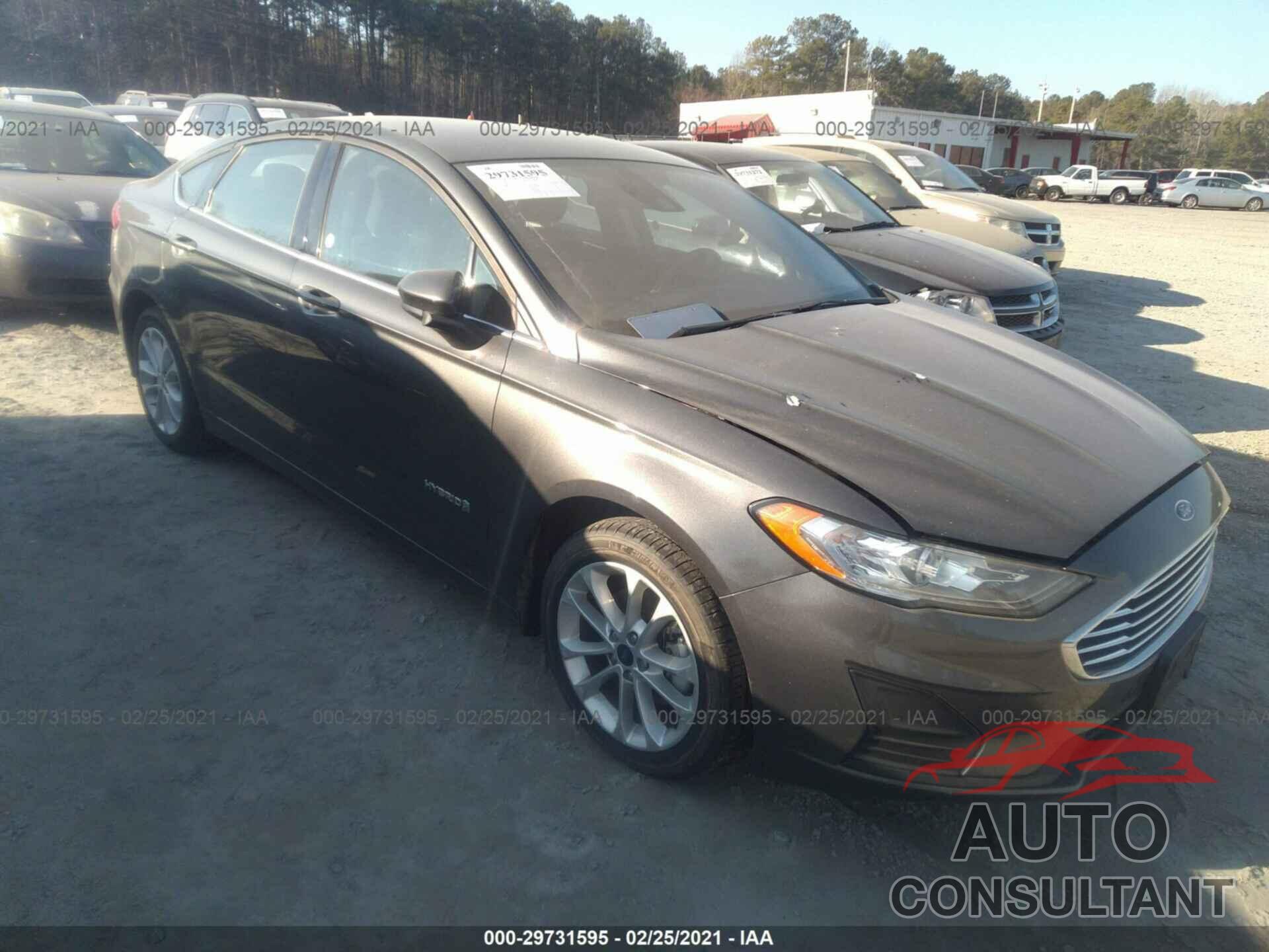 FORD FUSION HYBRID 2019 - 3FA6P0LU5KR242540