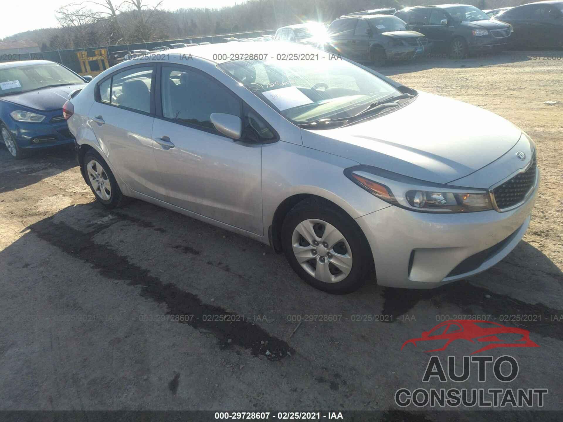 KIA FORTE 2017 - 3KPFK4A74HE047221