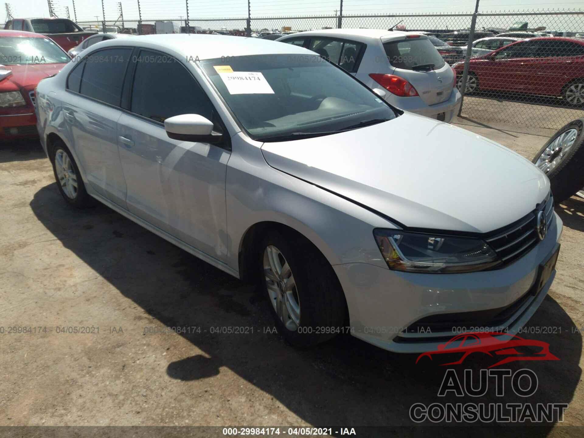 VOLKSWAGEN JETTA 2018 - 3VW167AJ0JM203842