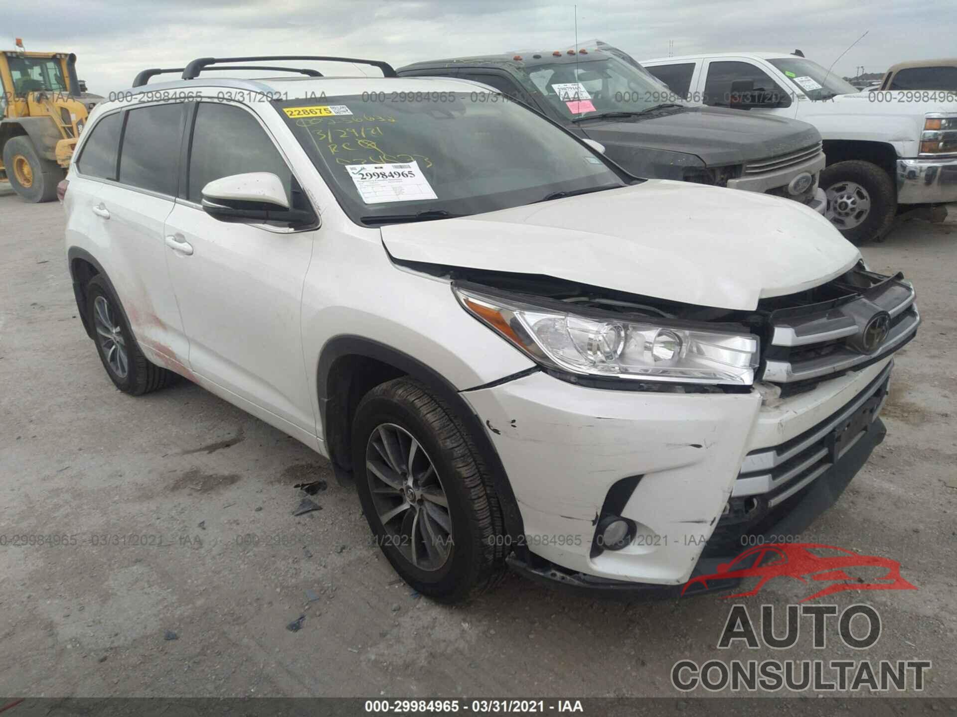 TOYOTA HIGHLANDER 2018 - 5TDKZRFHXJS534573