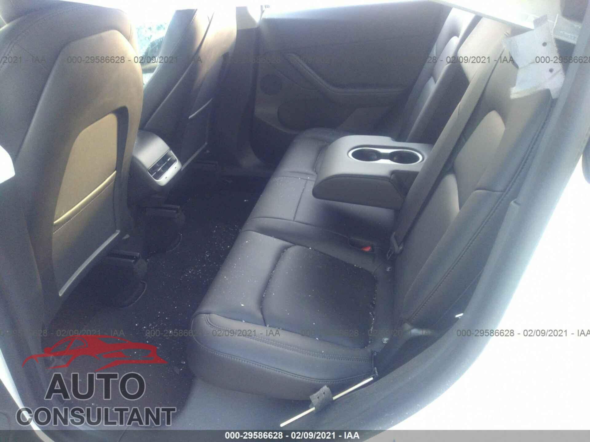 TESLA MODEL Y 2021 - 5YJYGDEEXMF071515