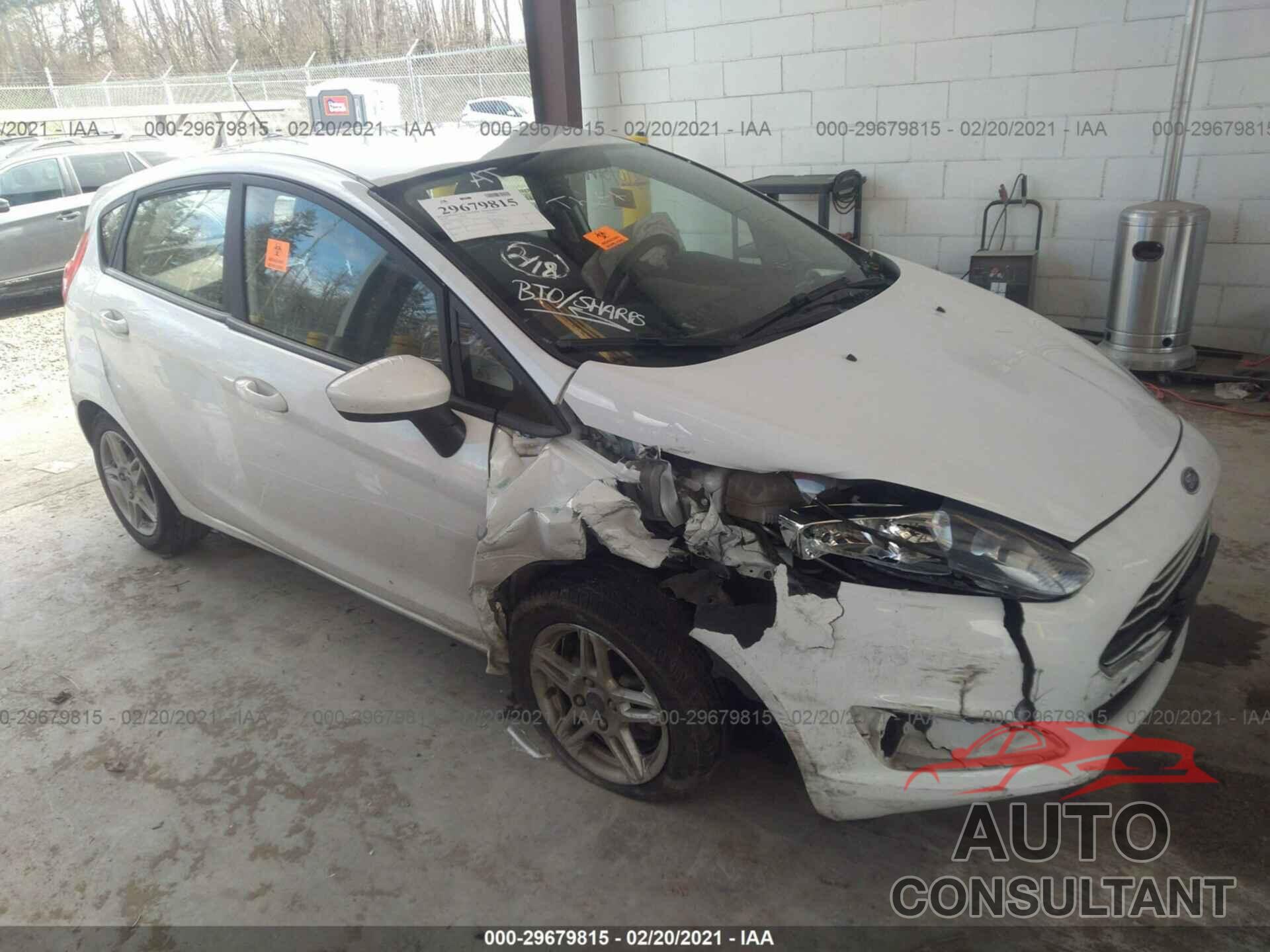 FORD FIESTA 2018 - 3FADP4EJ1JM133070
