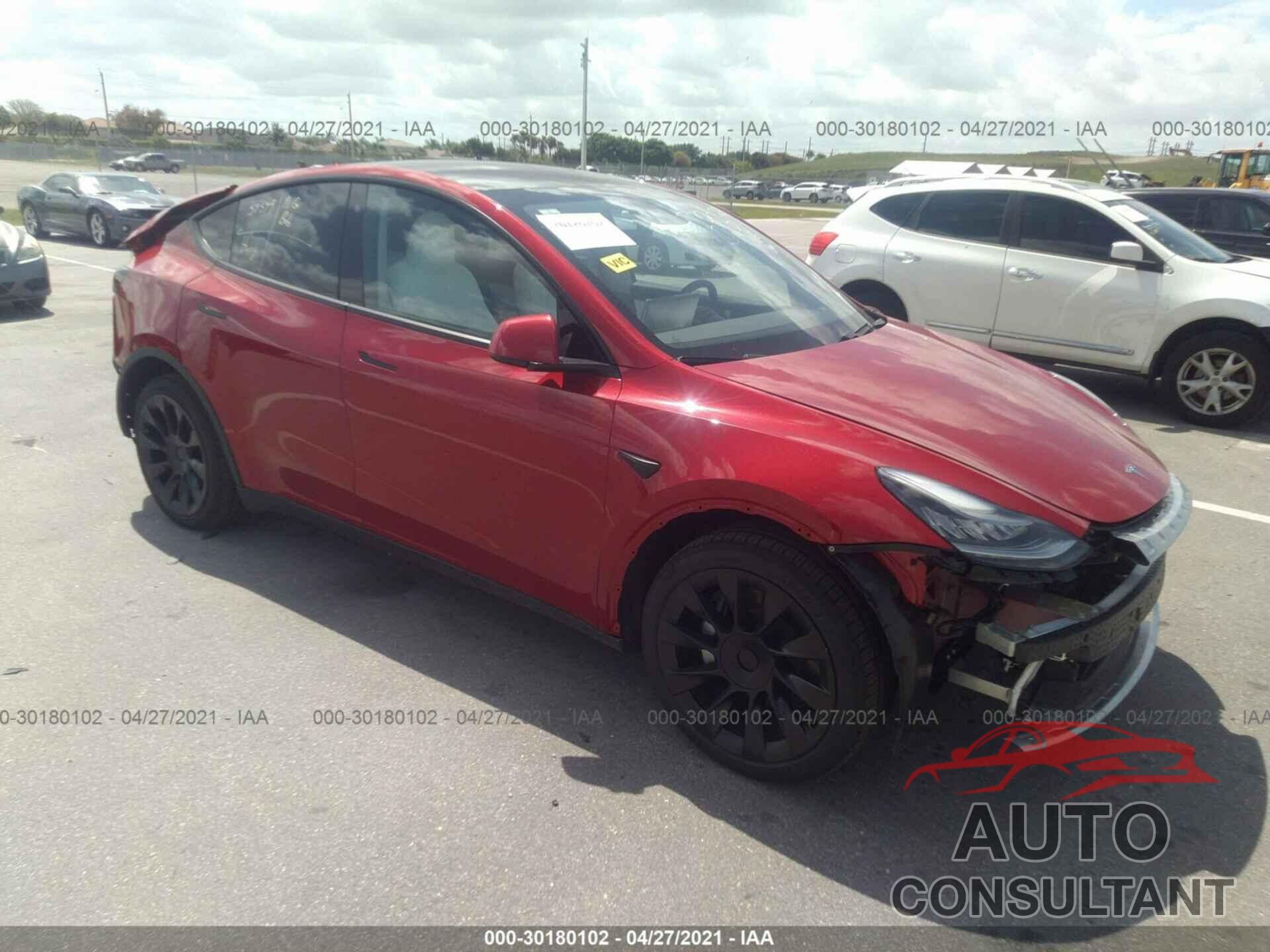 TESLA MODEL Y 2020 - 5YJYGDEE3LF040413