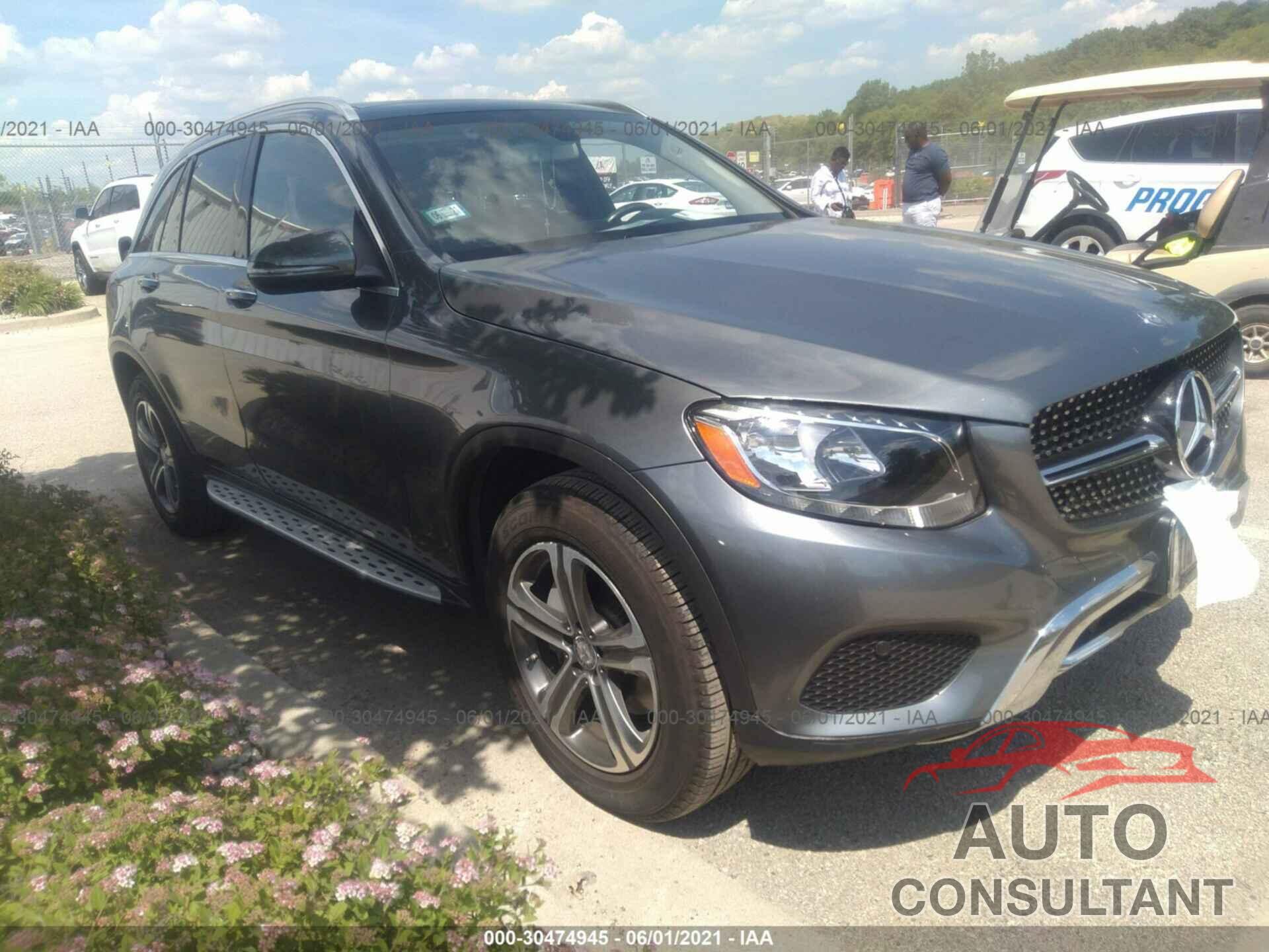 MERCEDES-BENZ GLC 2016 - WDC0G4KB1GF017845