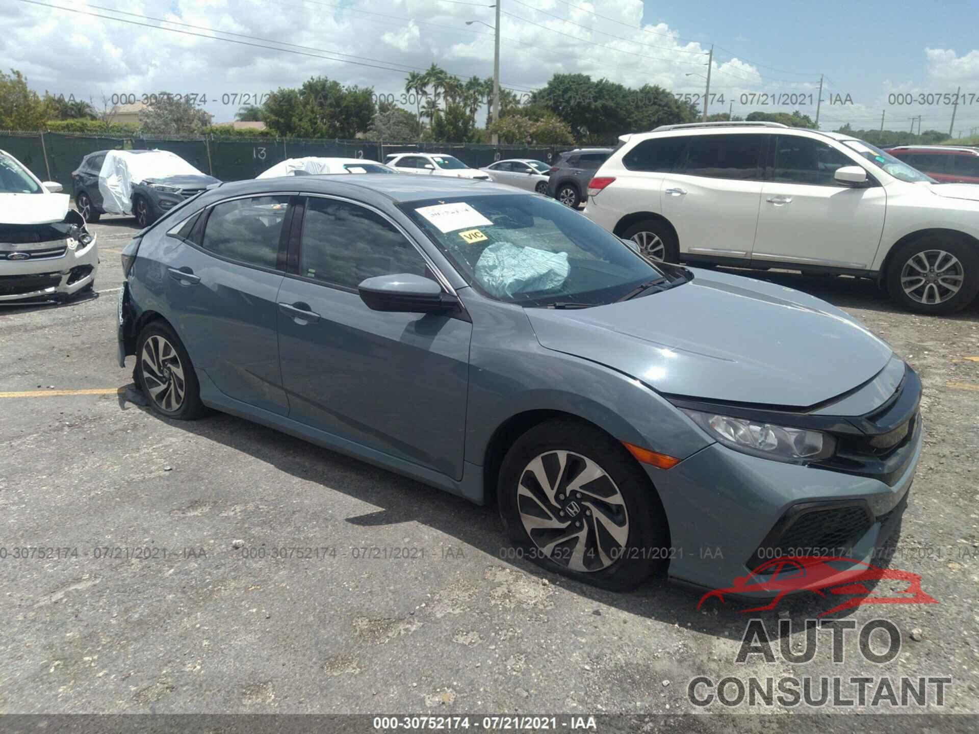 HONDA CIVIC HATCHBACK 2017 - SHHFK7H26HU222587