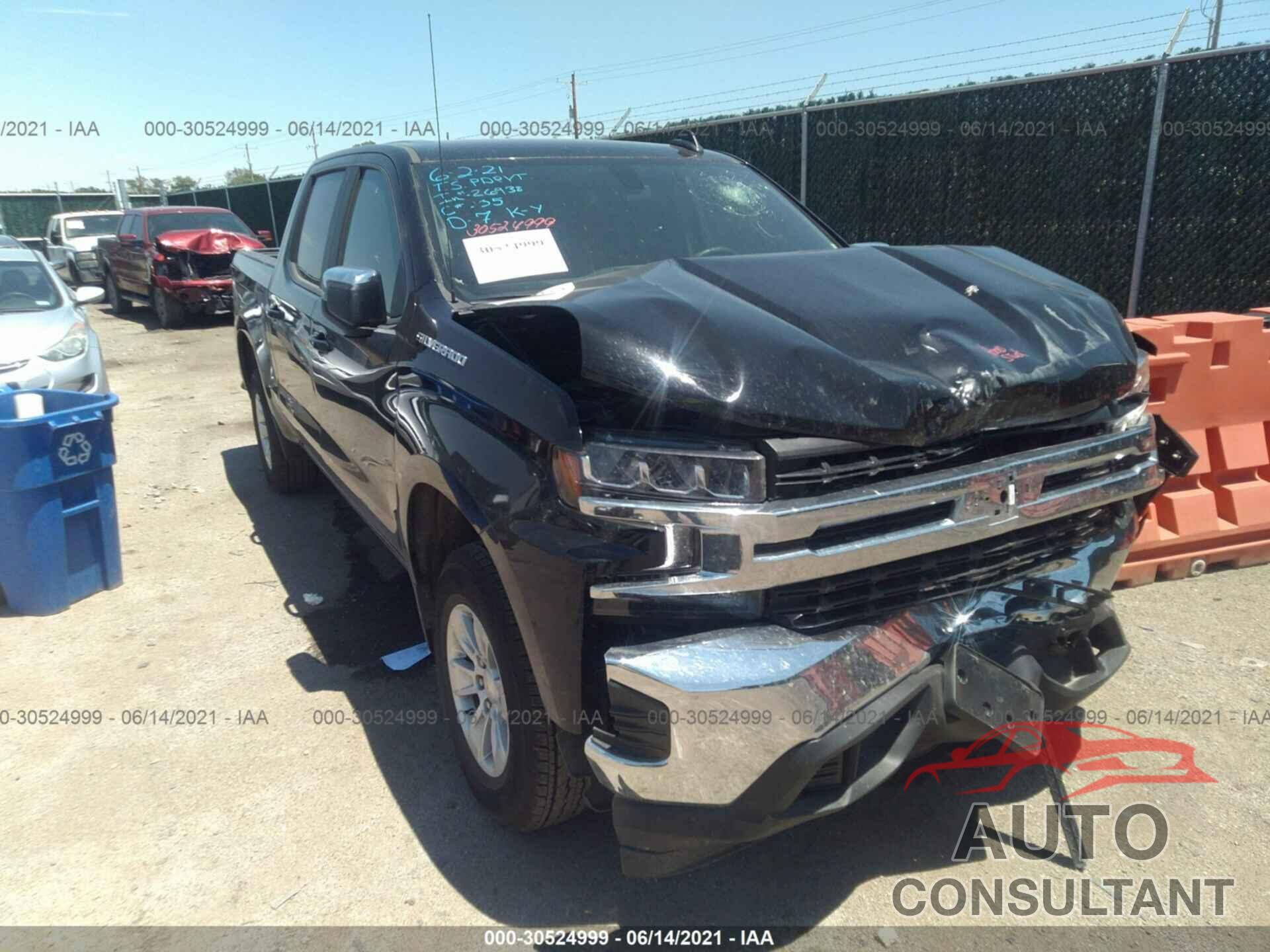 CHEVROLET SILVERADO 1500 2021 - 1GCPWCEDXMZ241012