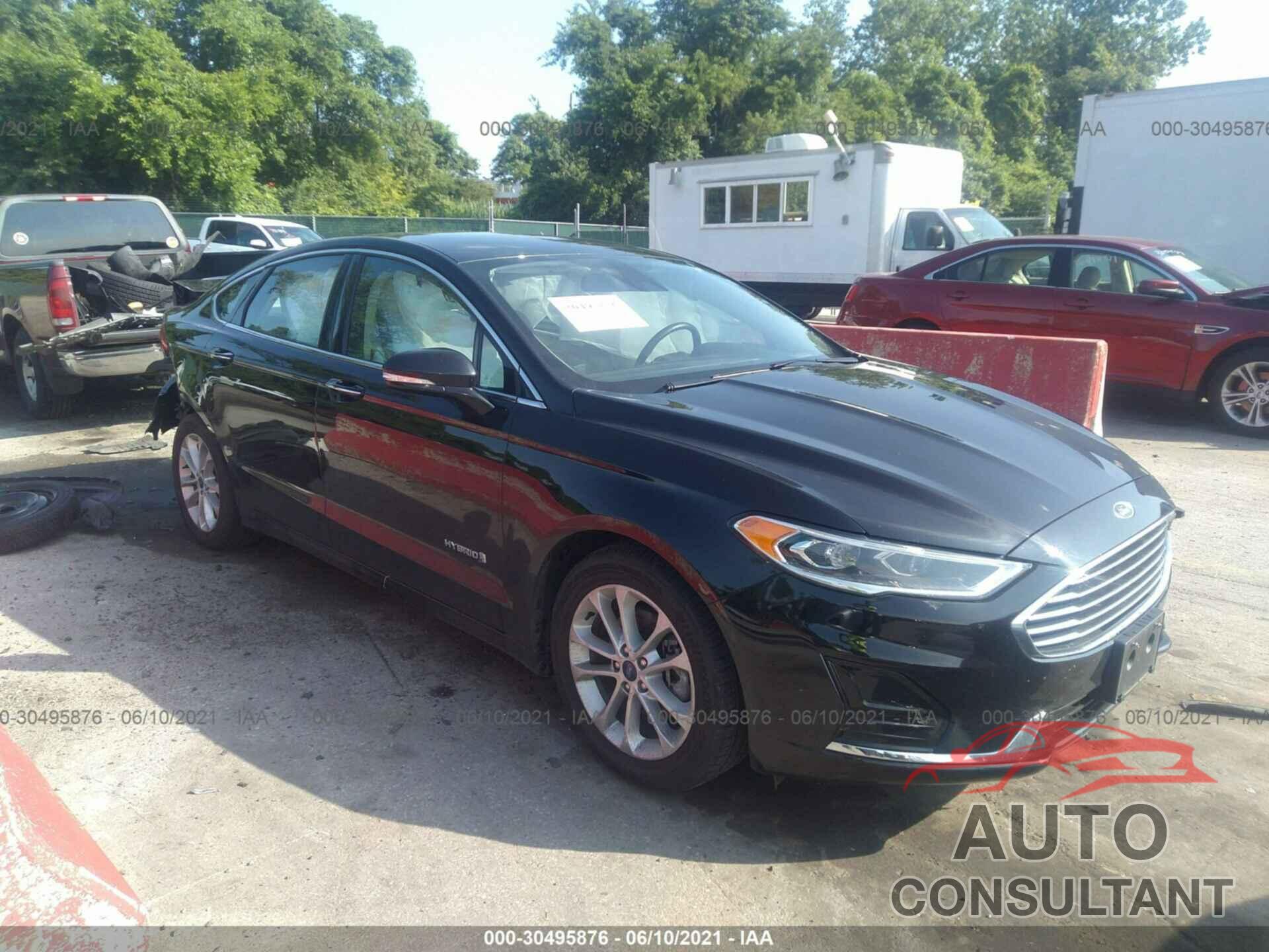 FORD FUSION HYBRID 2019 - 3FA6P0MU5KR256050