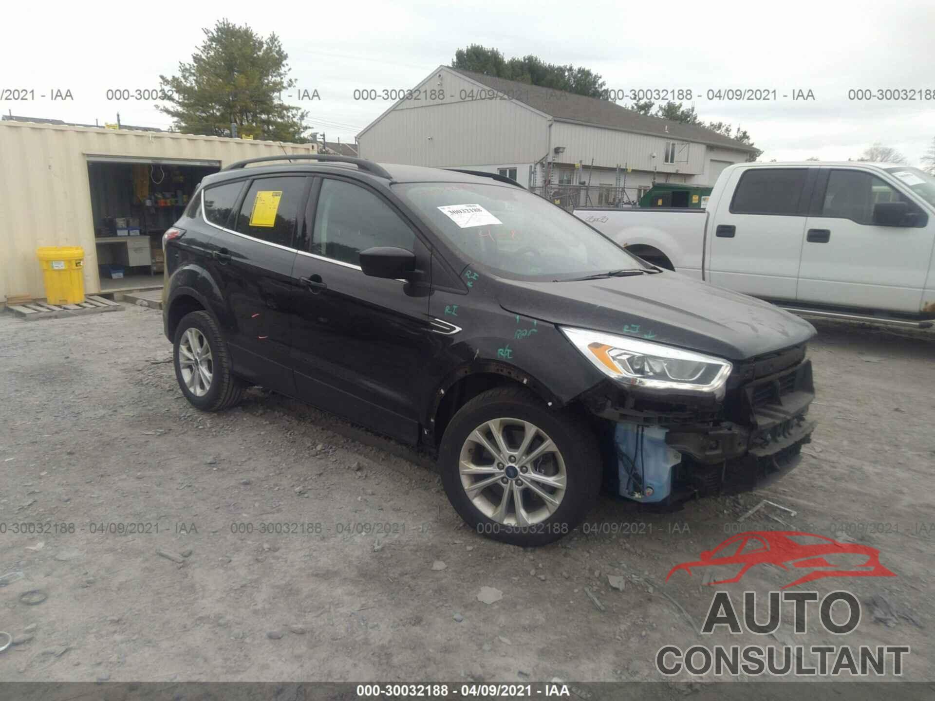 FORD ESCAPE 2017 - 1FMCU9G97HUE28643