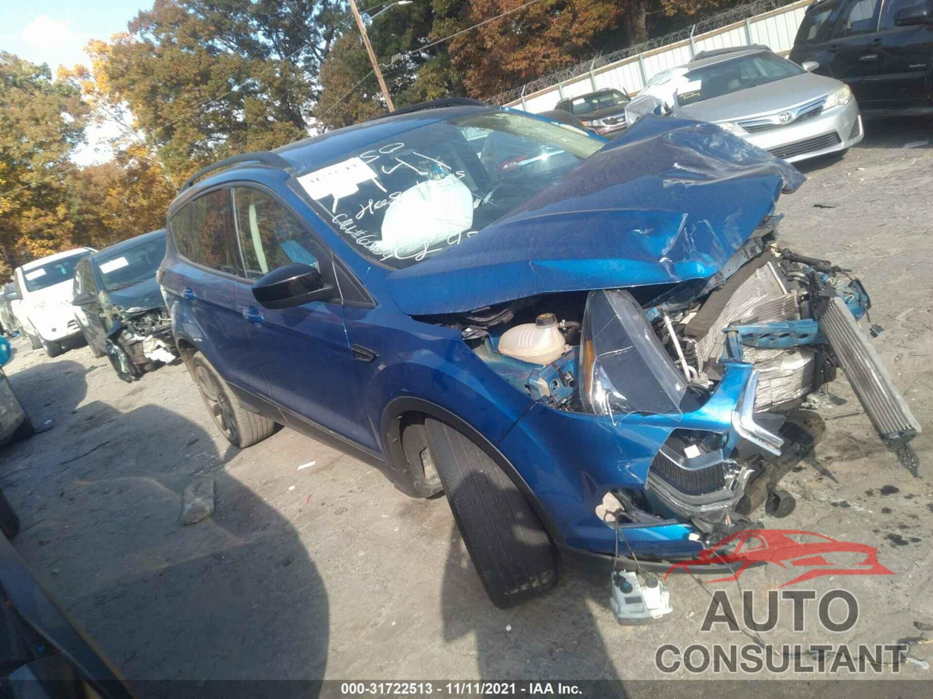 FORD ESCAPE 2017 - 1FMCU0GD6HUC07941