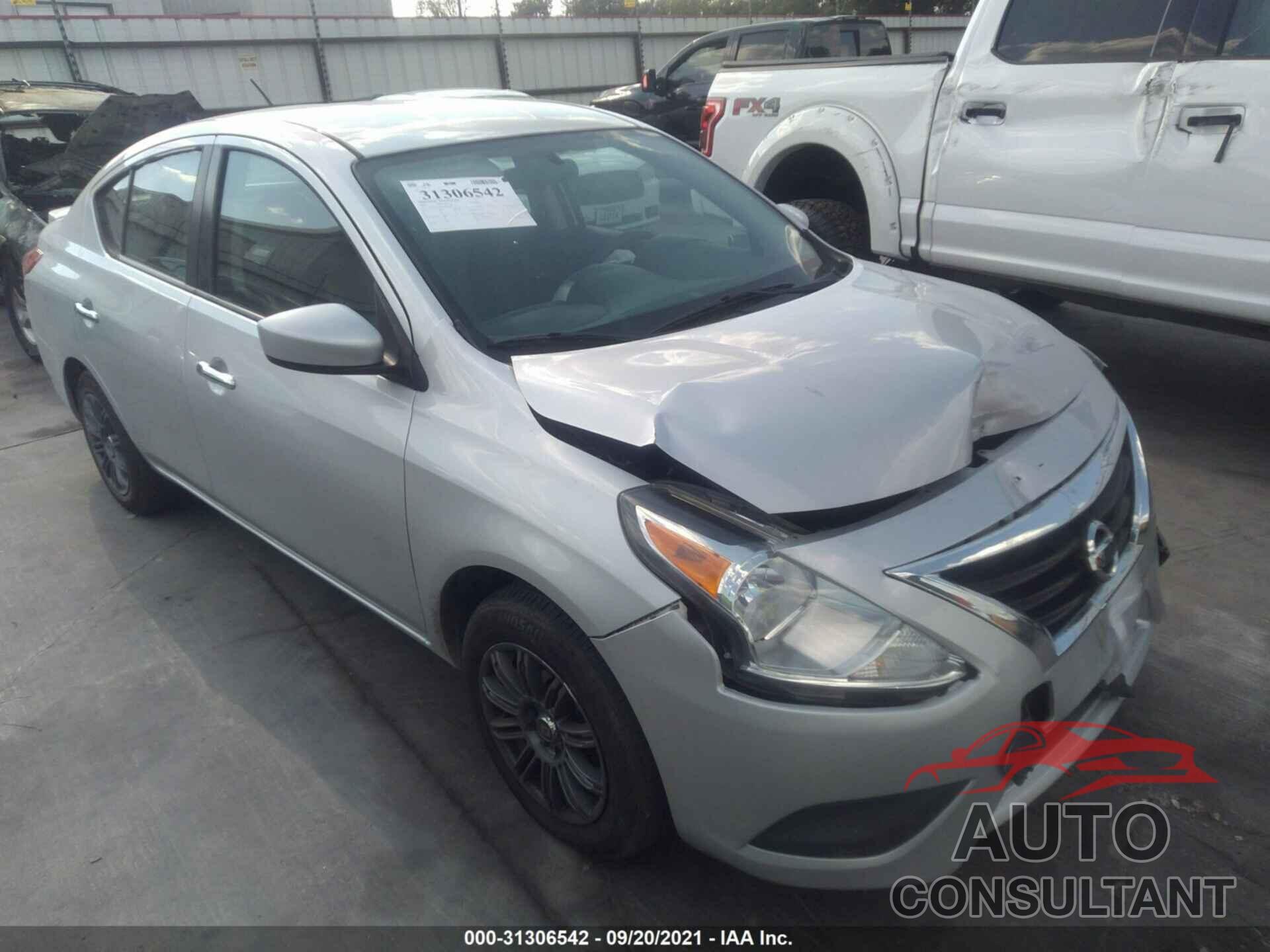 NISSAN VERSA 2016 - 3N1CN7APXGL872432