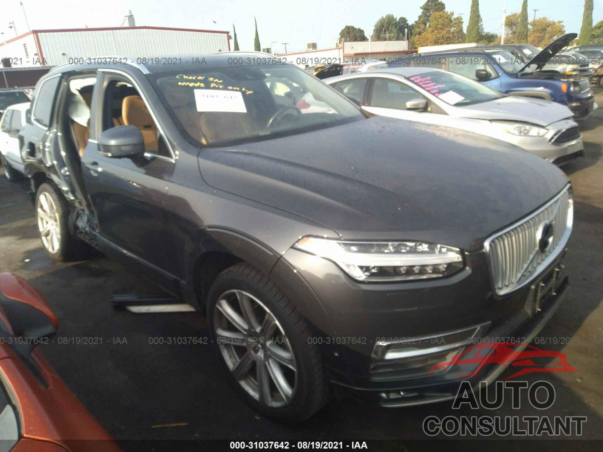 VOLVO XC90 2016 - YV4A22PL0G1013813