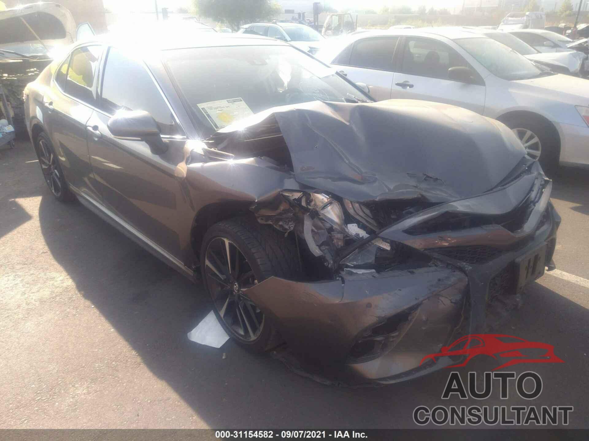 TOYOTA CAMRY 2018 - 4T1BZ1HK6JU015117