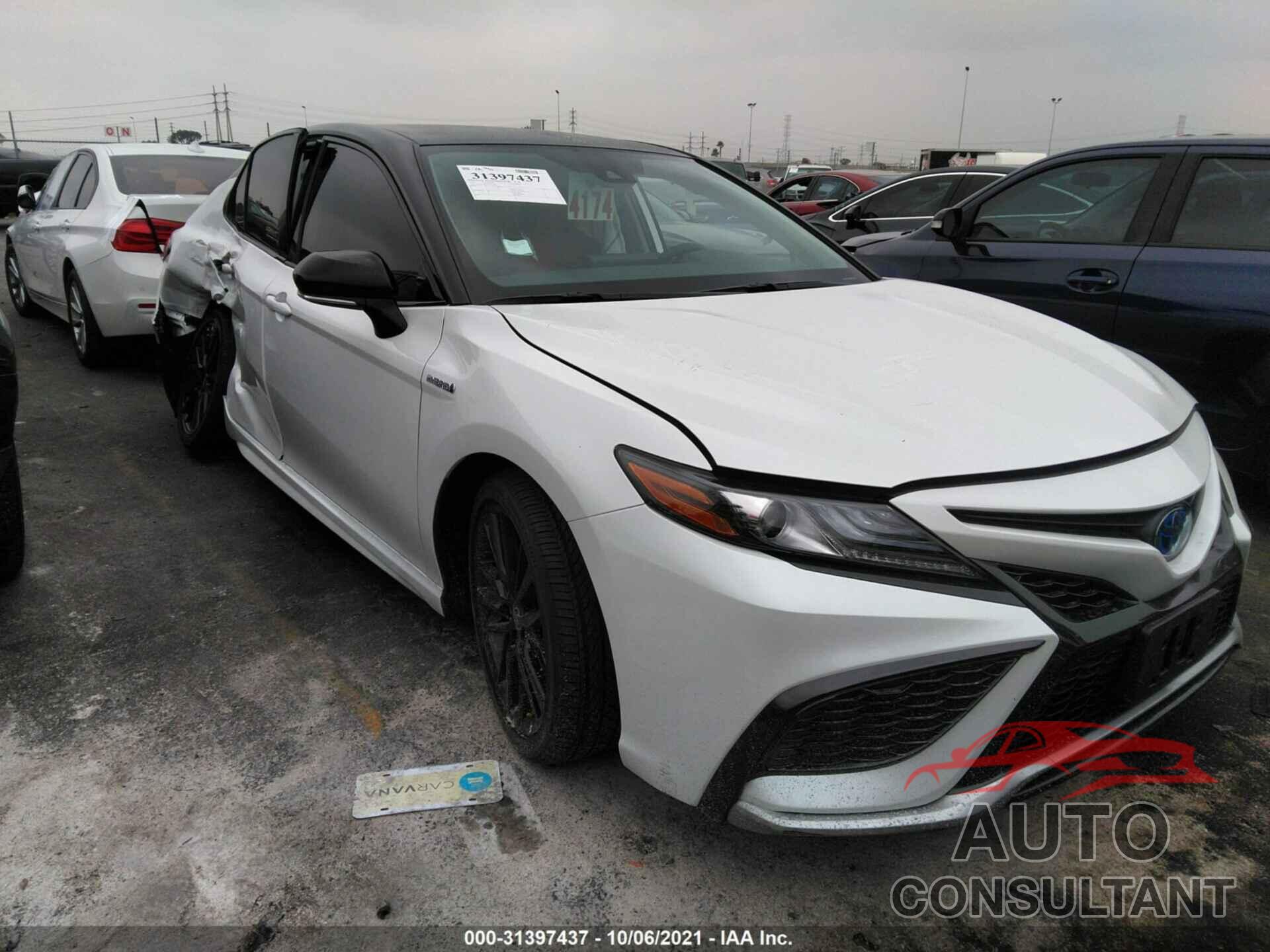 TOYOTA CAMRY 2021 - 4T1K31AK1MU031189