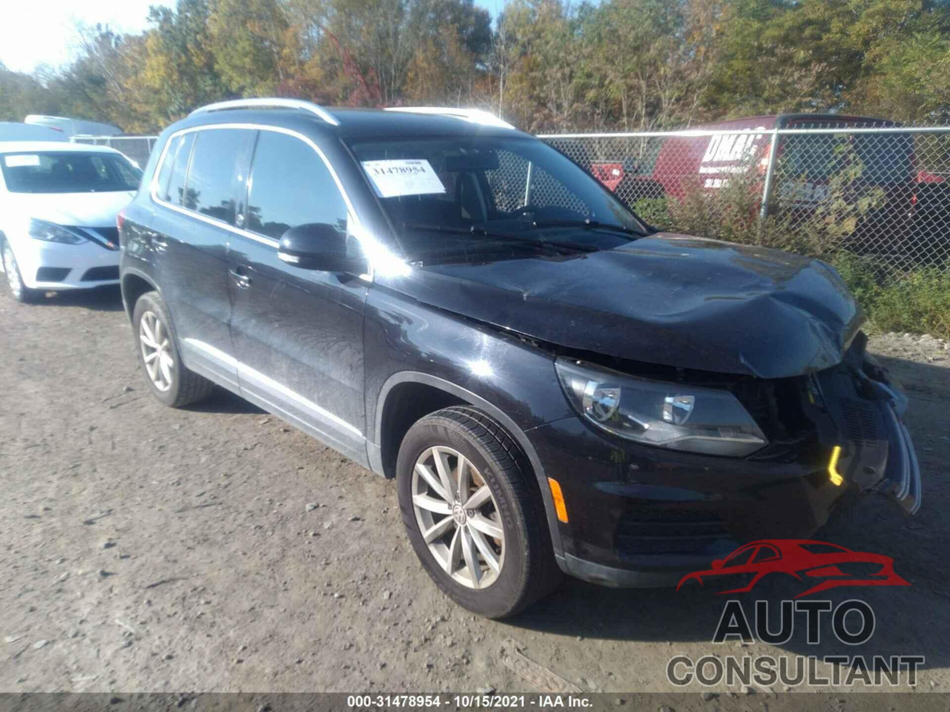 VOLKSWAGEN TIGUAN 2017 - WVGSV7AX5HW507690