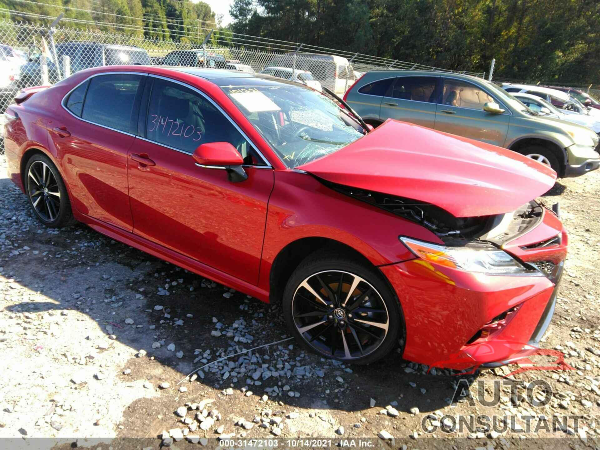 2020 CAMRY TOYOTA