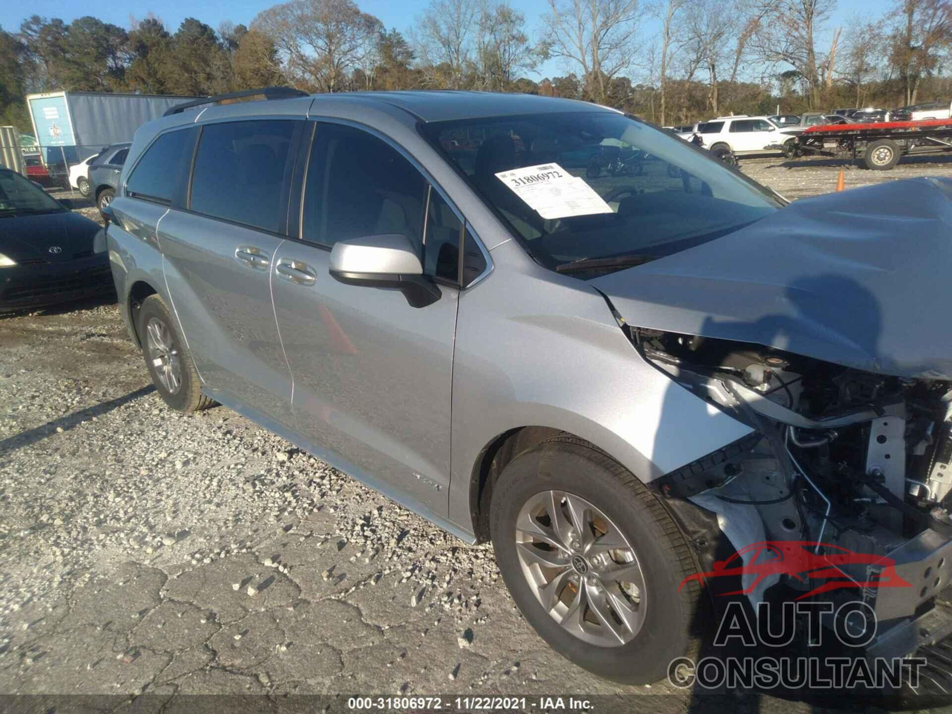 TOYOTA SIENNA 2021 - 5TDKRKEC7MS037479