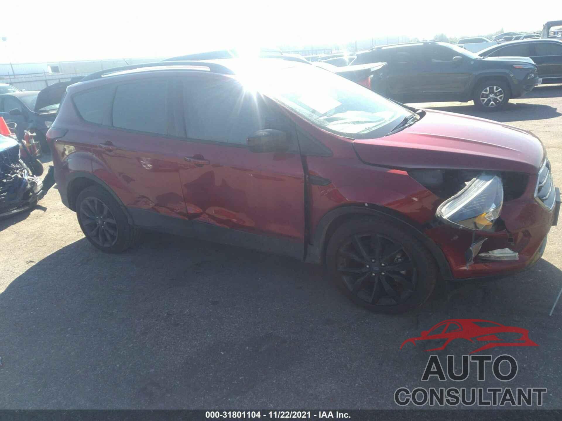 FORD ESCAPE 2019 - 1FMCU0GD1KUB01467