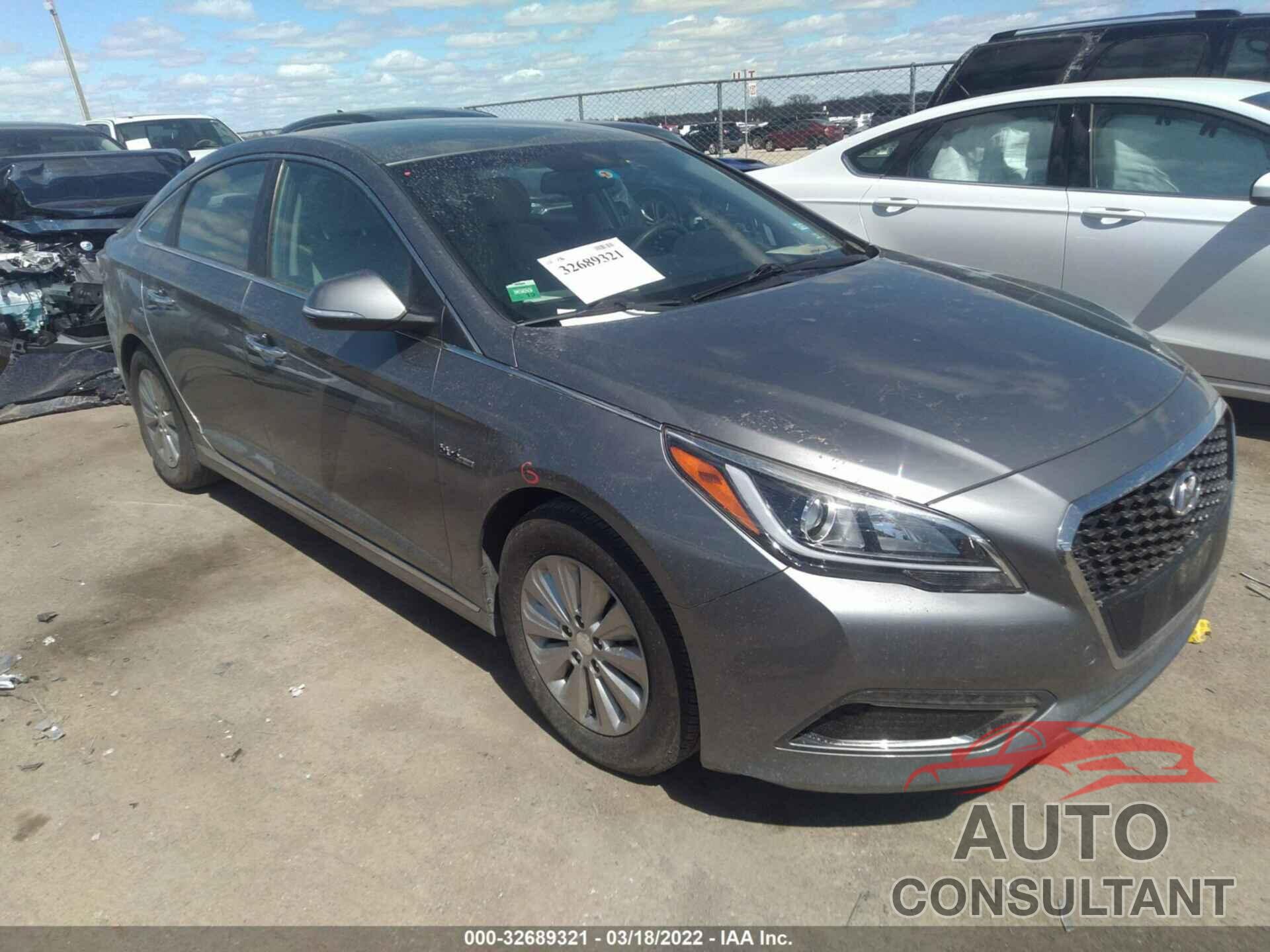 HYUNDAI SONATA HYBRID 2017 - KMHE24L11HA057059