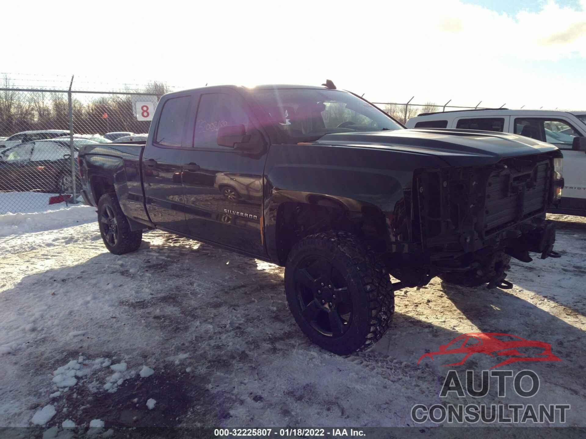 CHEVROLET SILVERADO 1500 2018 - 1GCVKPEC1JZ340265