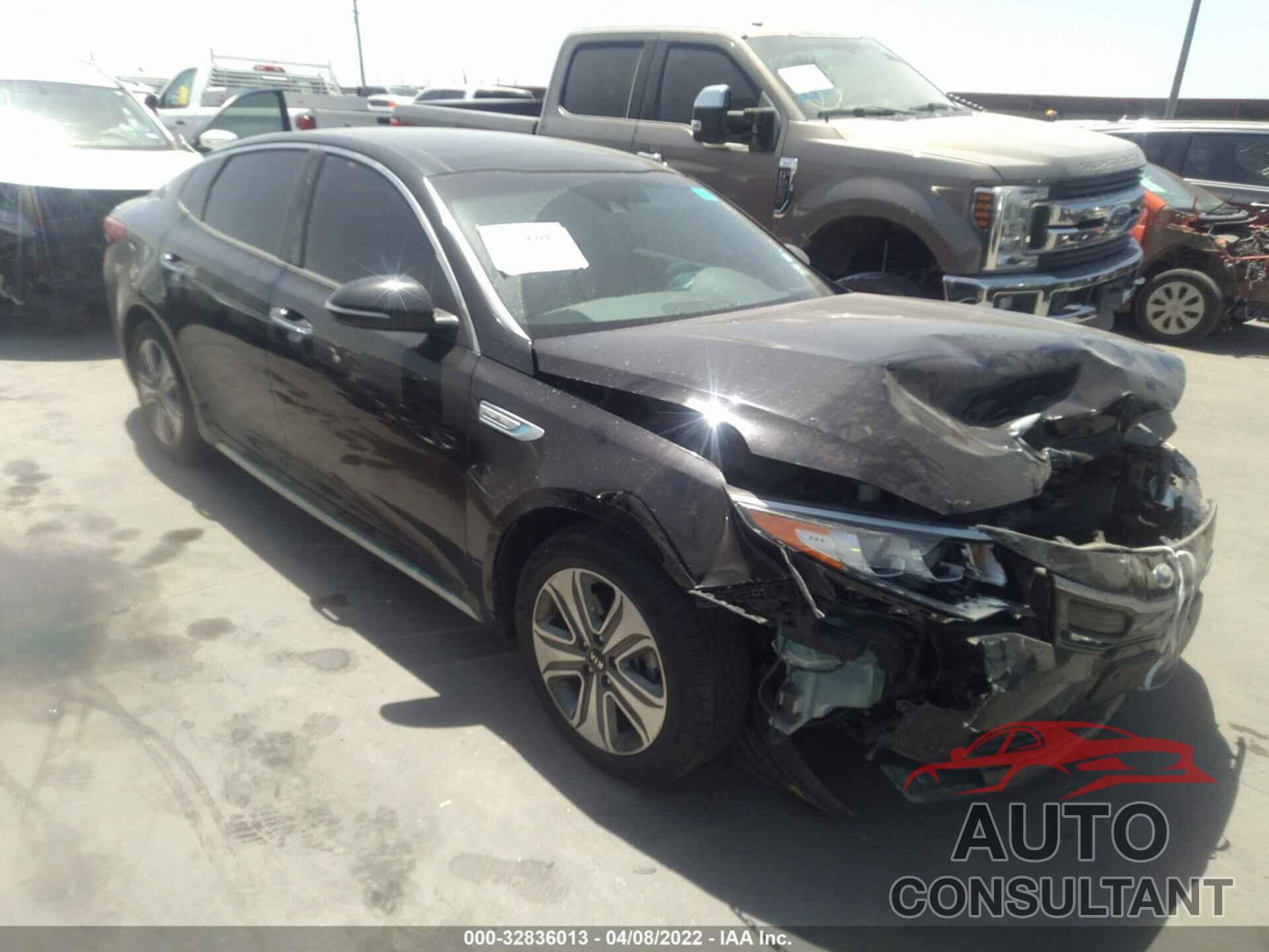 2017 OPTIMA PLUG-IN HYBRID KIA