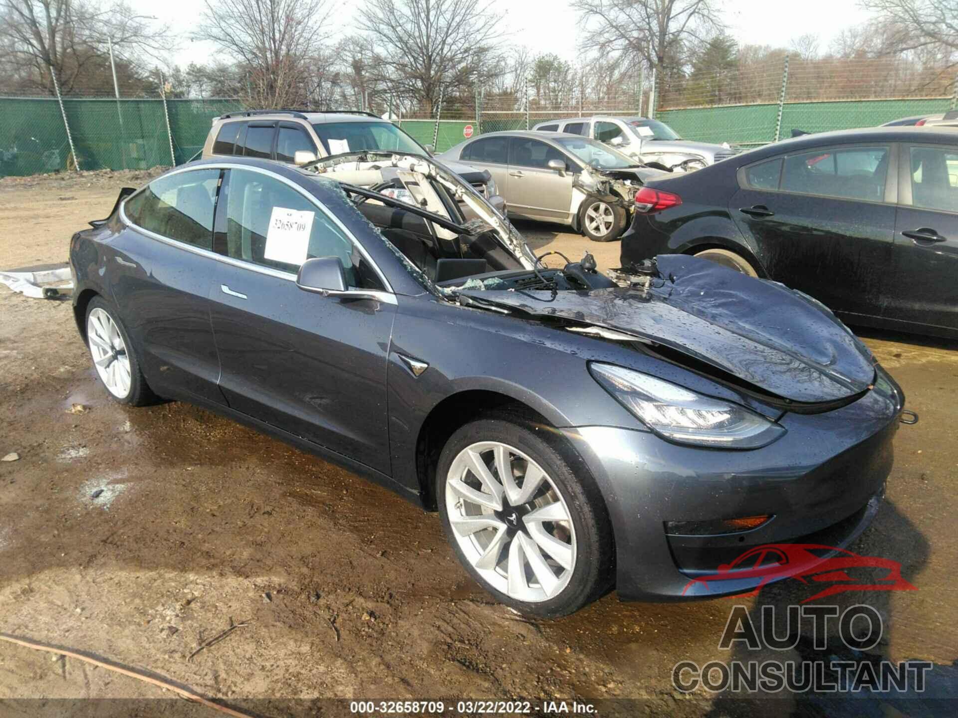 TESLA MODEL 3 2020 - 5YJ3E1EB5LF646543