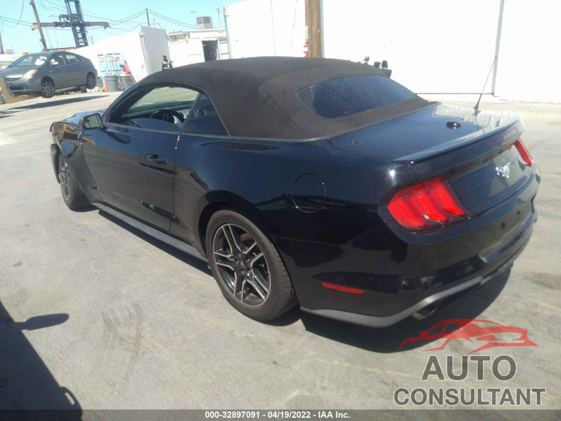FORD MUSTANG 2019 - 1FATP8UH2K5161419