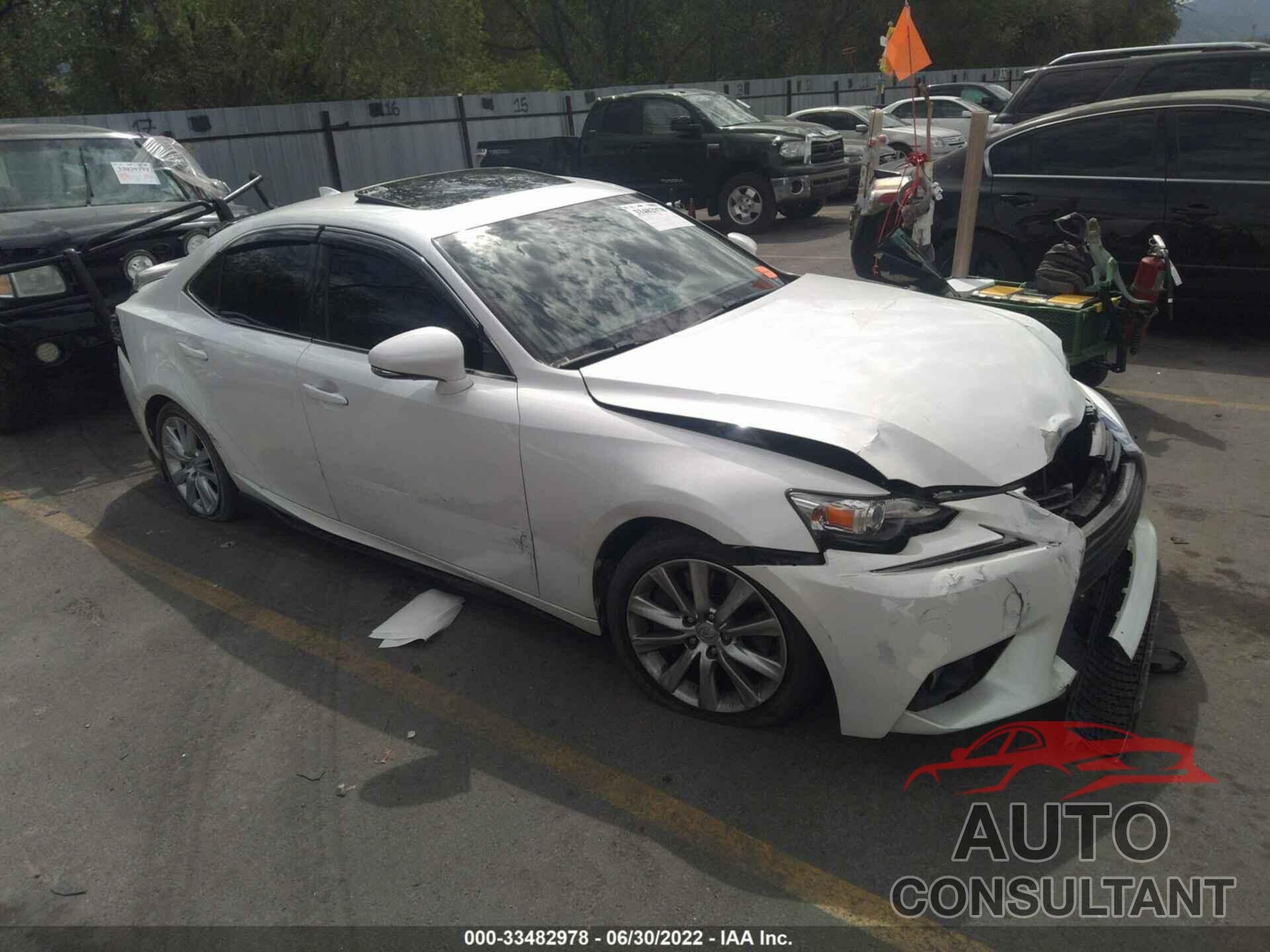 LEXUS IS 200T 2016 - JTHBA1D25G5015984