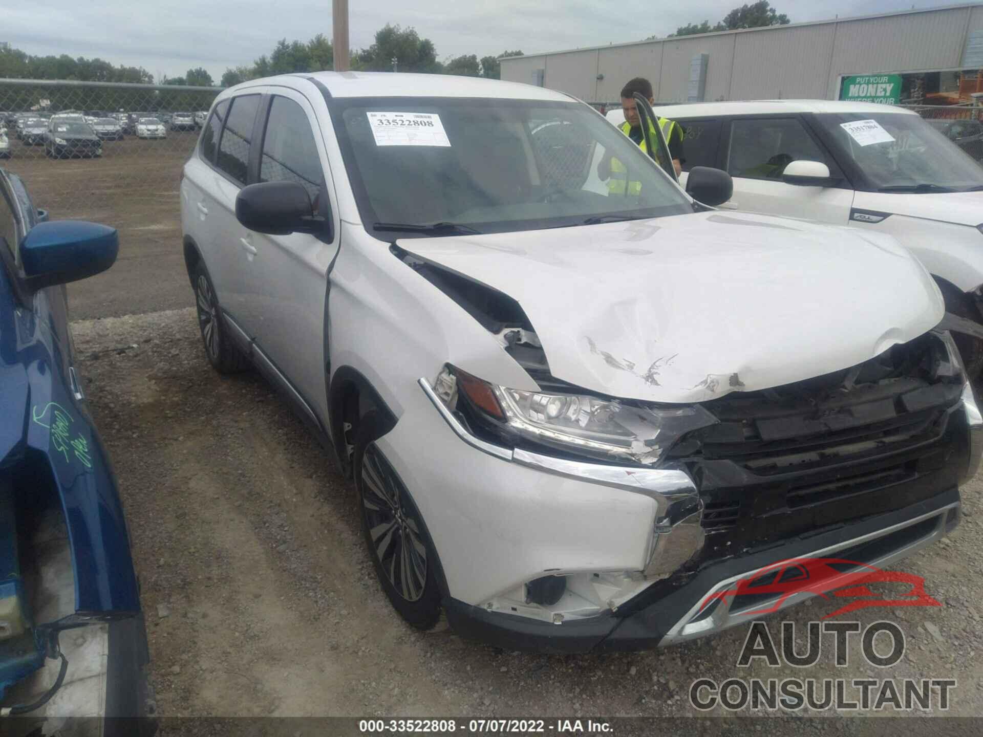 MITSUBISHI OUTLANDER 2019 - JA4AZ3A39KZ051493