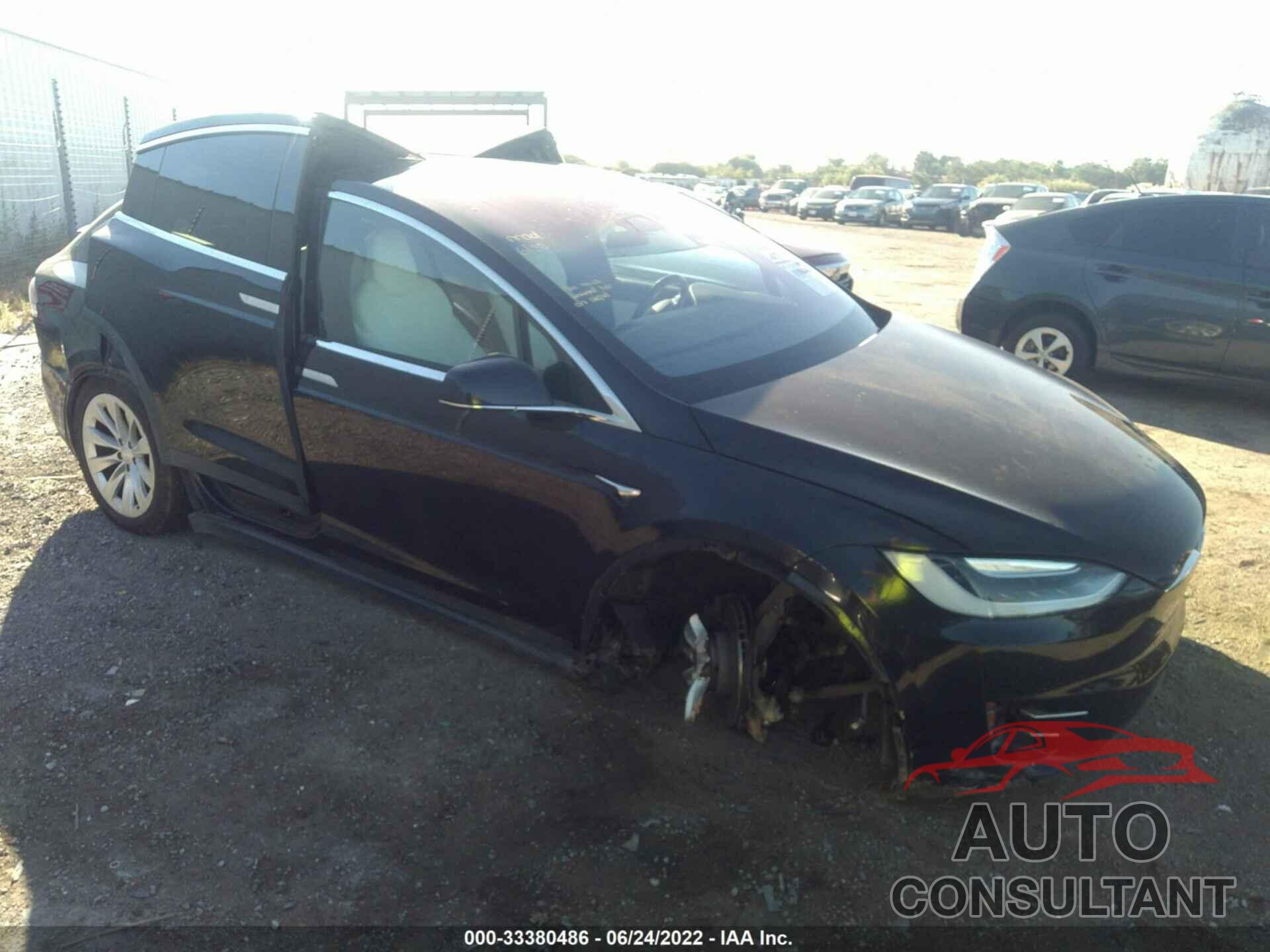 TESLA MODEL X 2017 - 5YJXCDE23HF059659