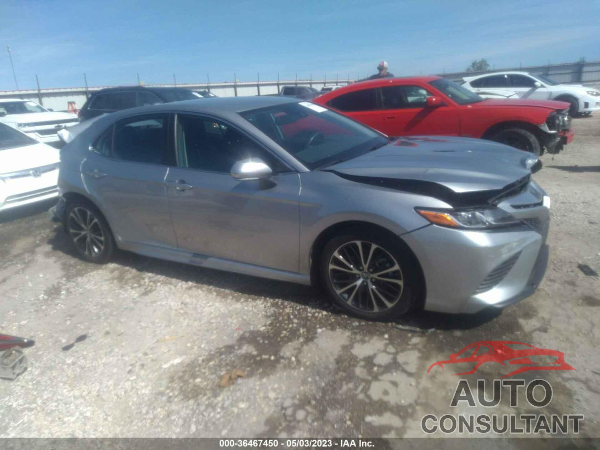 TOYOTA CAMRY 2019 - 4T1B11HK0KU181724