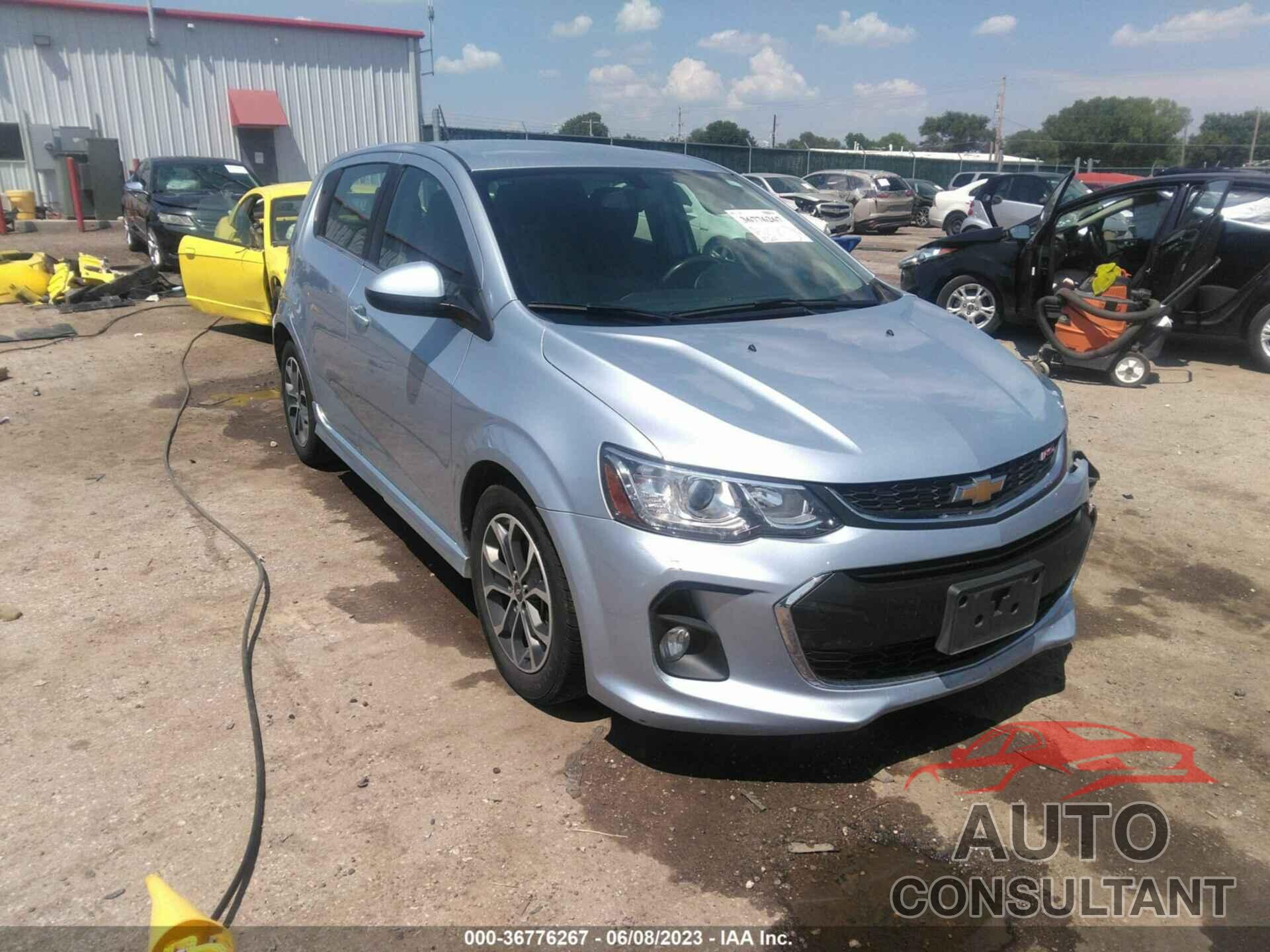 CHEVROLET SONIC 2017 - 1G1JD6SH4H4170230