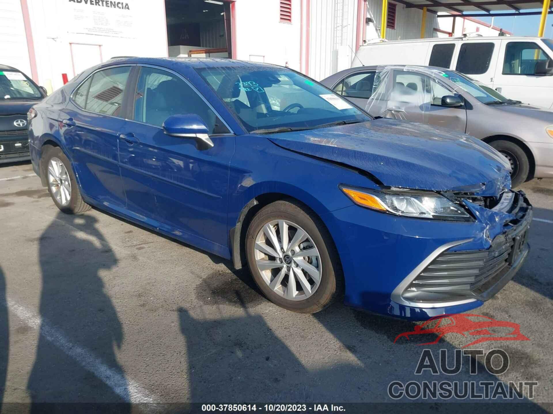 TOYOTA CAMRY 2023 - 4T1C11AKXPU098601