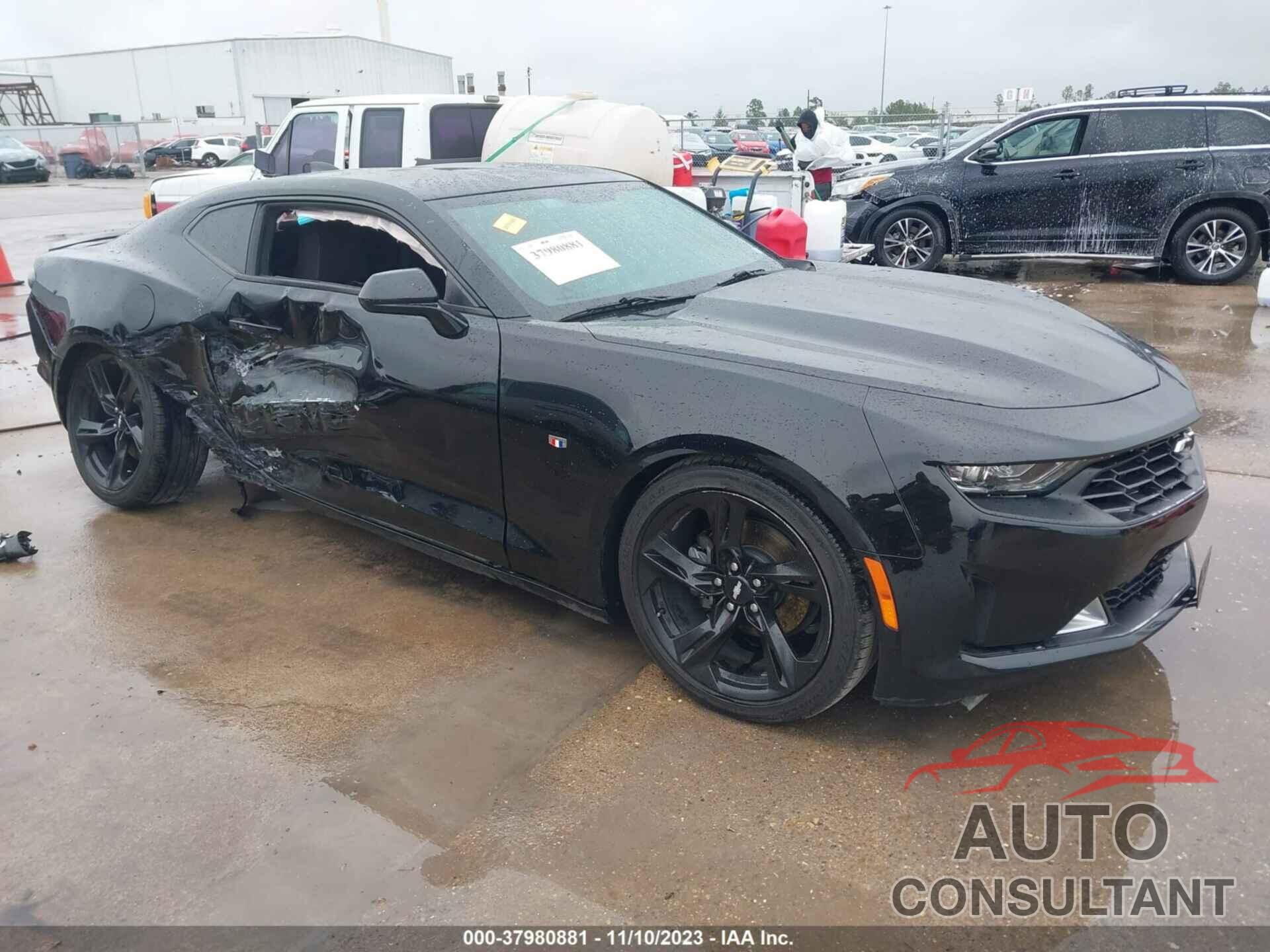 CHEVROLET CAMARO 2019 - 1G1FB1RX4K0153695