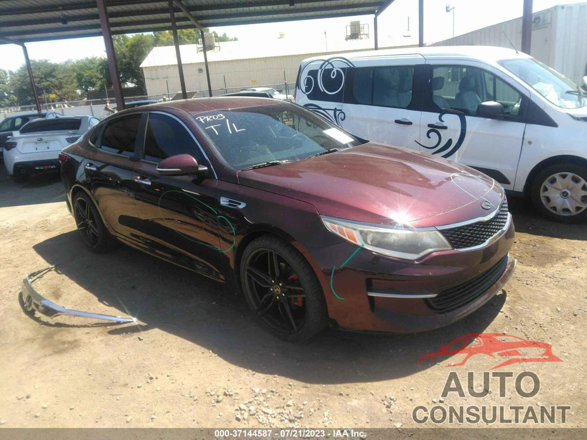 KIA OPTIMA 2017 - 5XXGT4L38HG139340