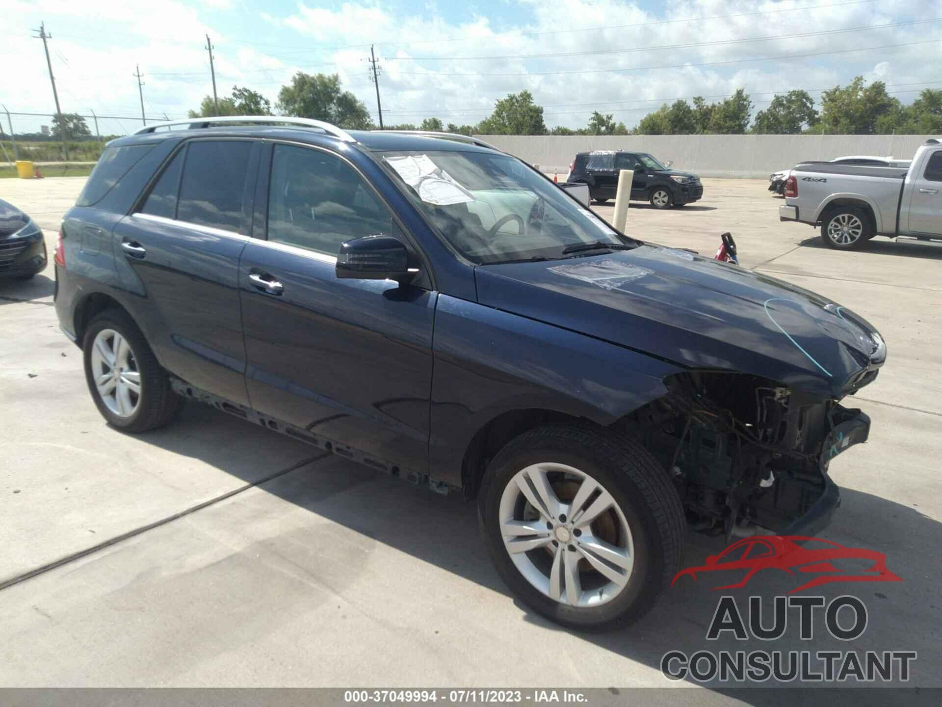 MERCEDES-BENZ M-CLASS 2015 - 4JGDA5JB4FA618612