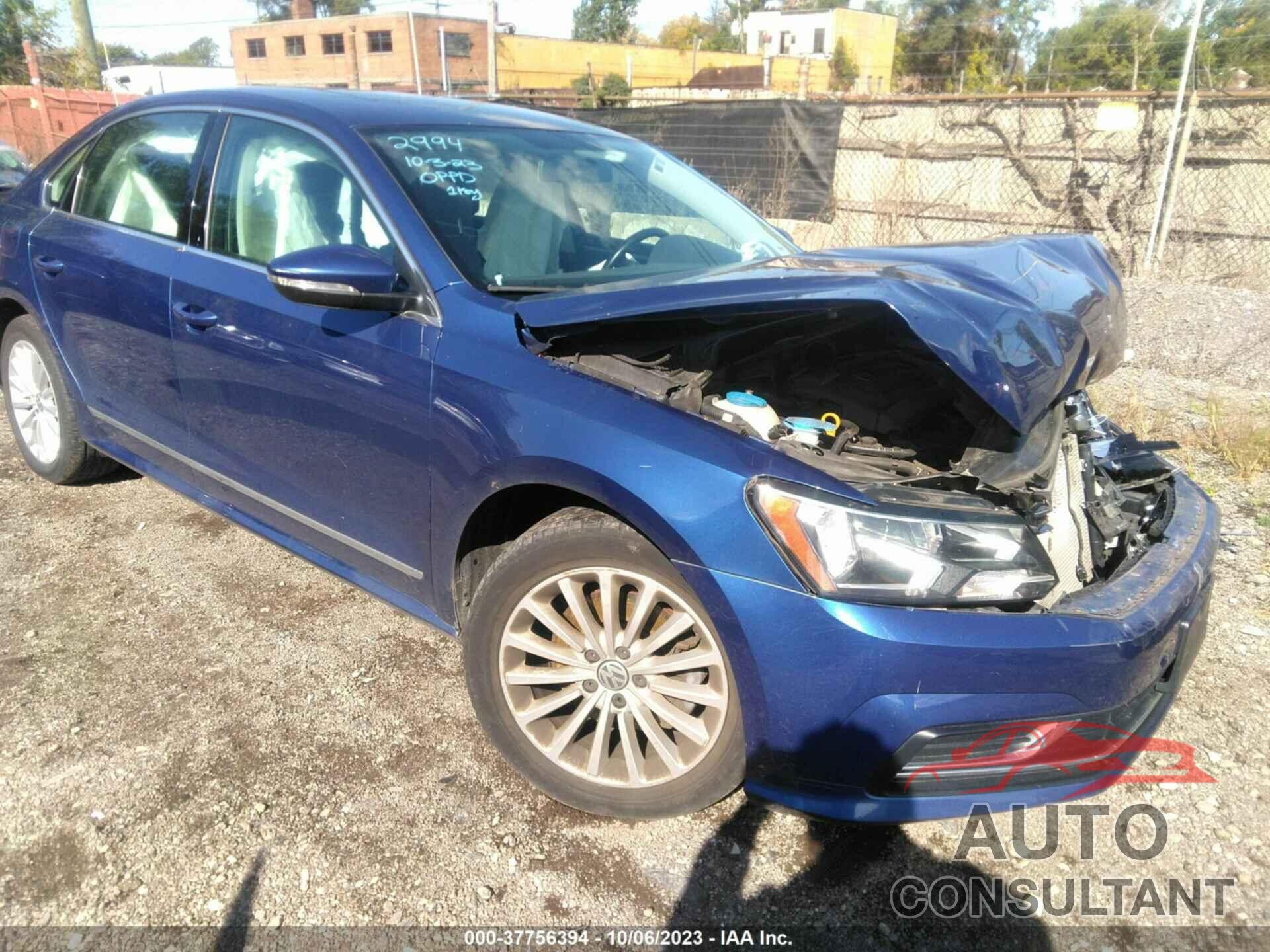 VOLKSWAGEN PASSAT 2016 - 1VWBT7A35GC042994