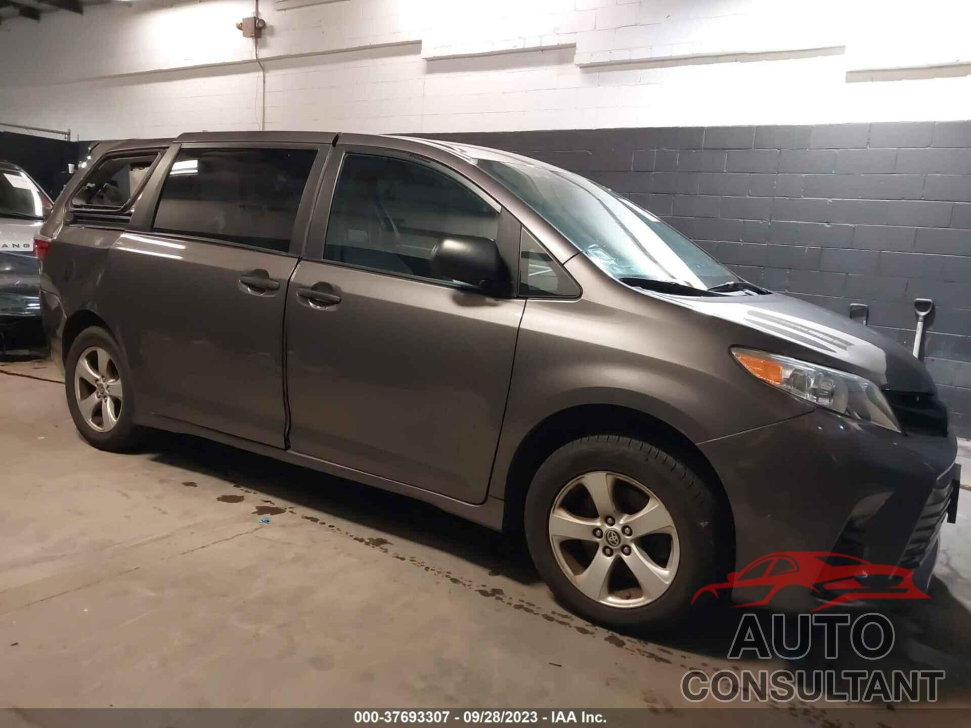 TOYOTA SIENNA 2020 - 5TDZZ3DC4LS064580