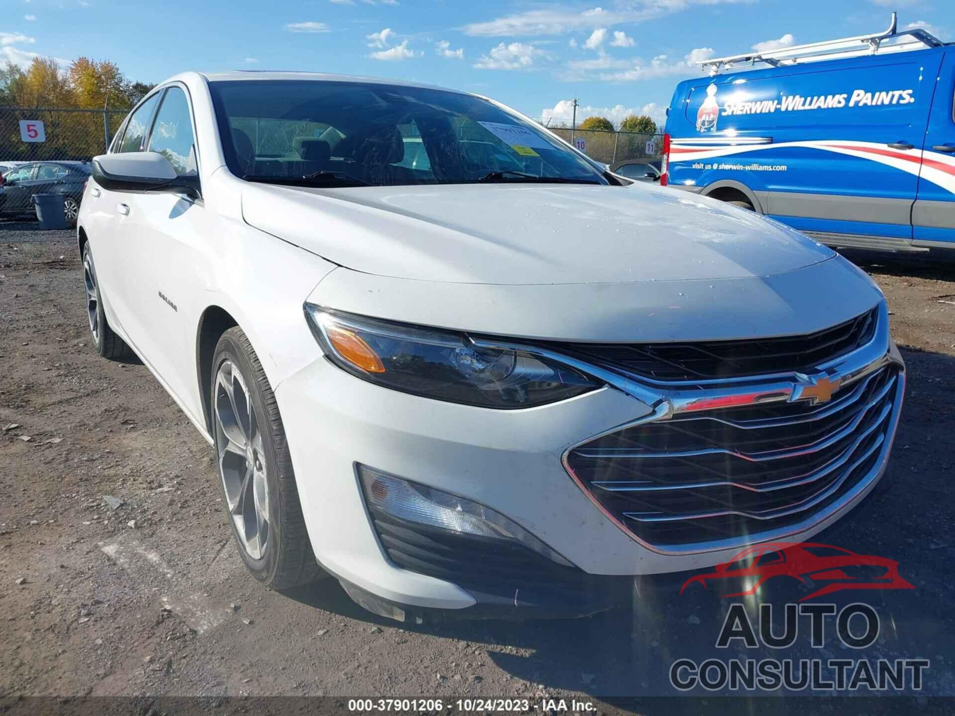 CHEVROLET MALIBU 2021 - 1G1ZD5ST7MF017406