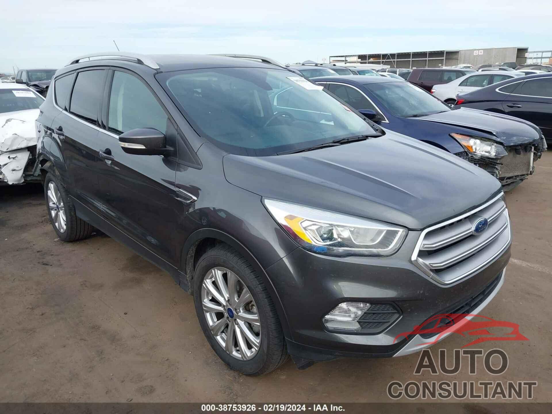 FORD ESCAPE 2017 - 1FMCU0JD7HUD51863