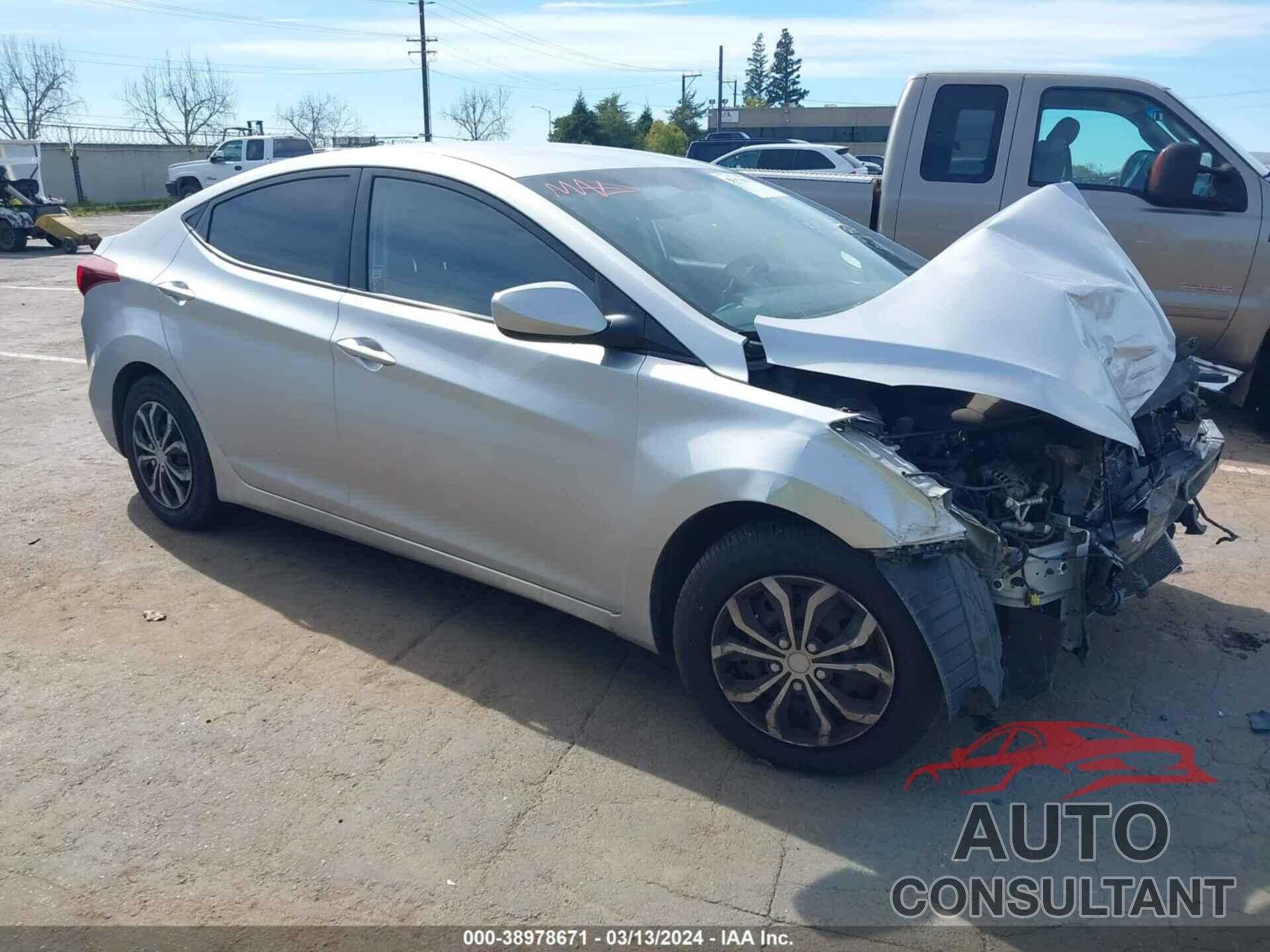 HYUNDAI ELANTRA 2016 - 5NPDH4AE8GH716170