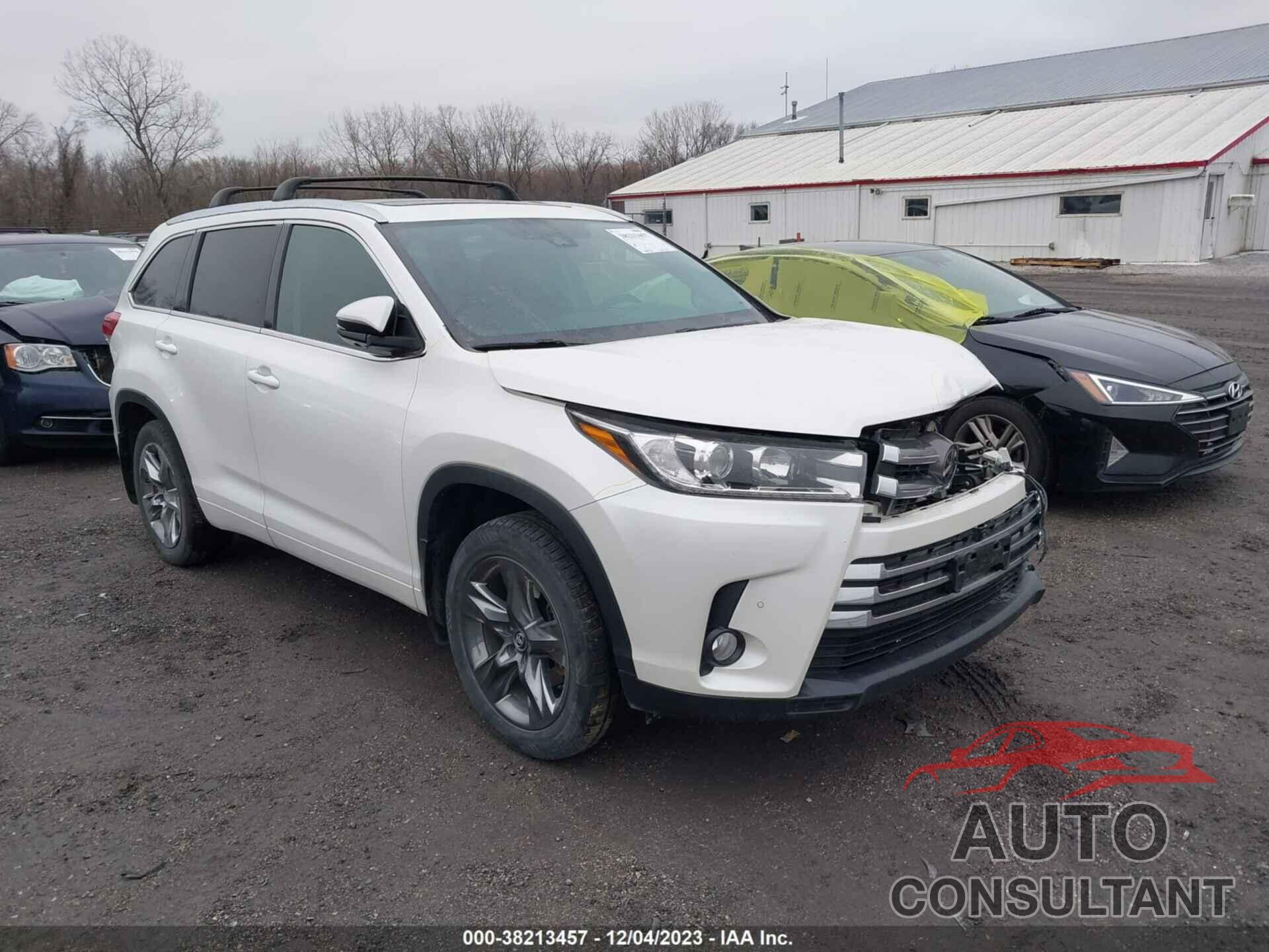 TOYOTA HIGHLANDER 2018 - 5TDDZRFH6JS898501