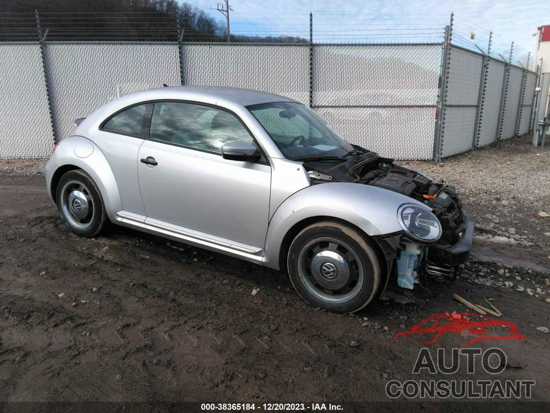 VOLKSWAGEN BEETLE 2015 - 3VWF17AT1FM604023