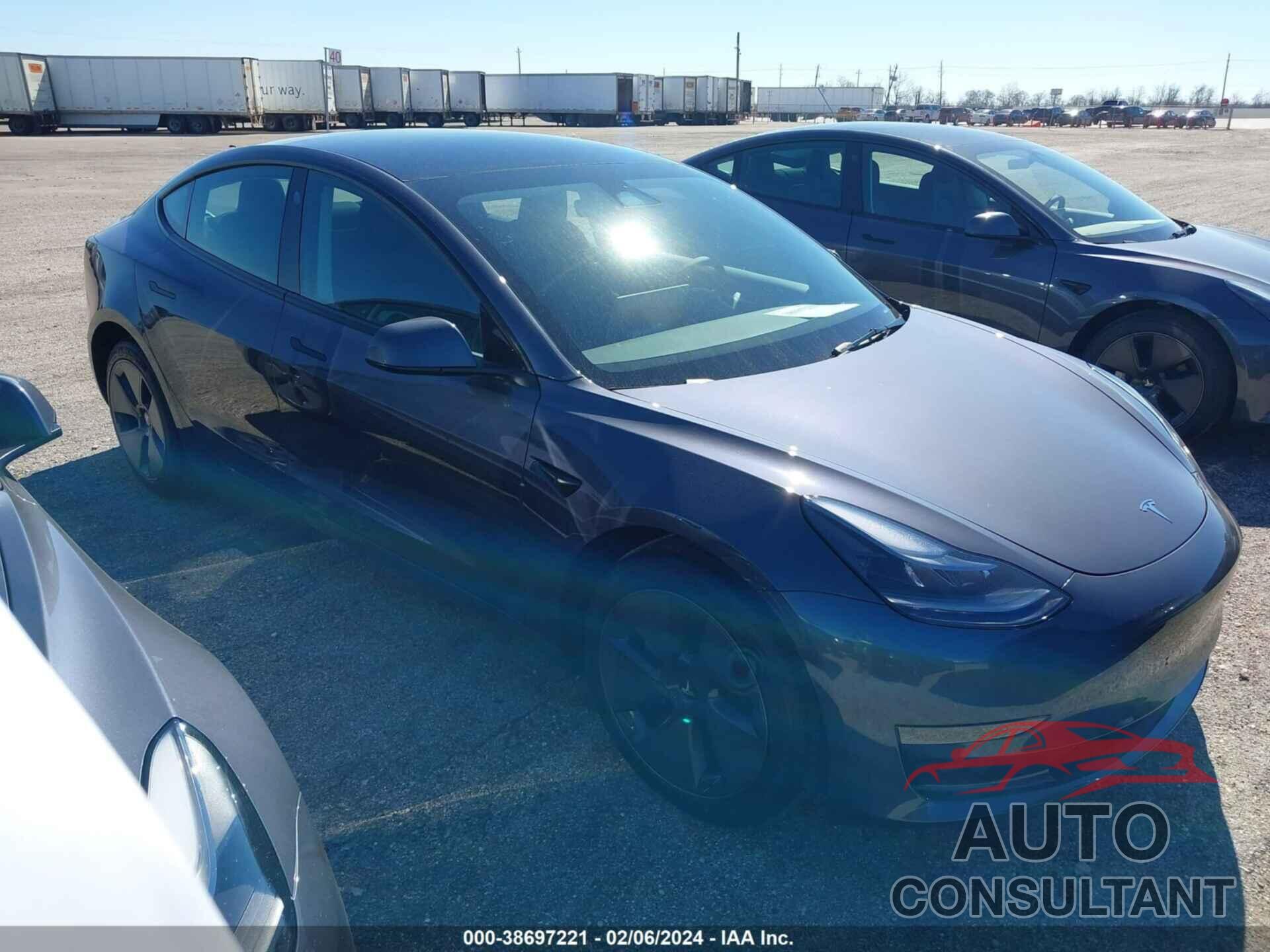 TESLA MODEL 3 2023 - 5YJ3E1EAXPF711710