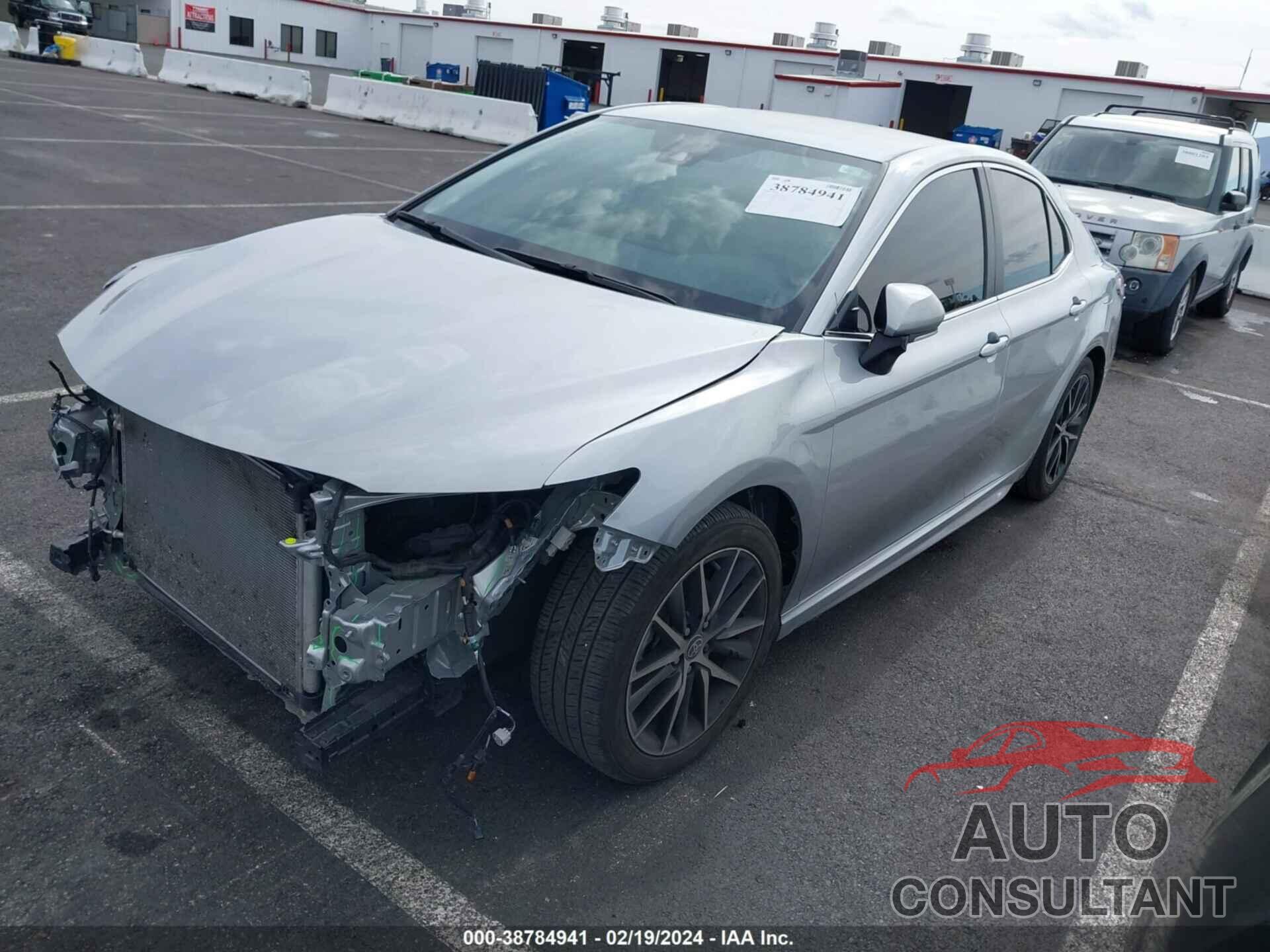 TOYOTA CAMRY 2023 - 4T1G11AK2PU741010