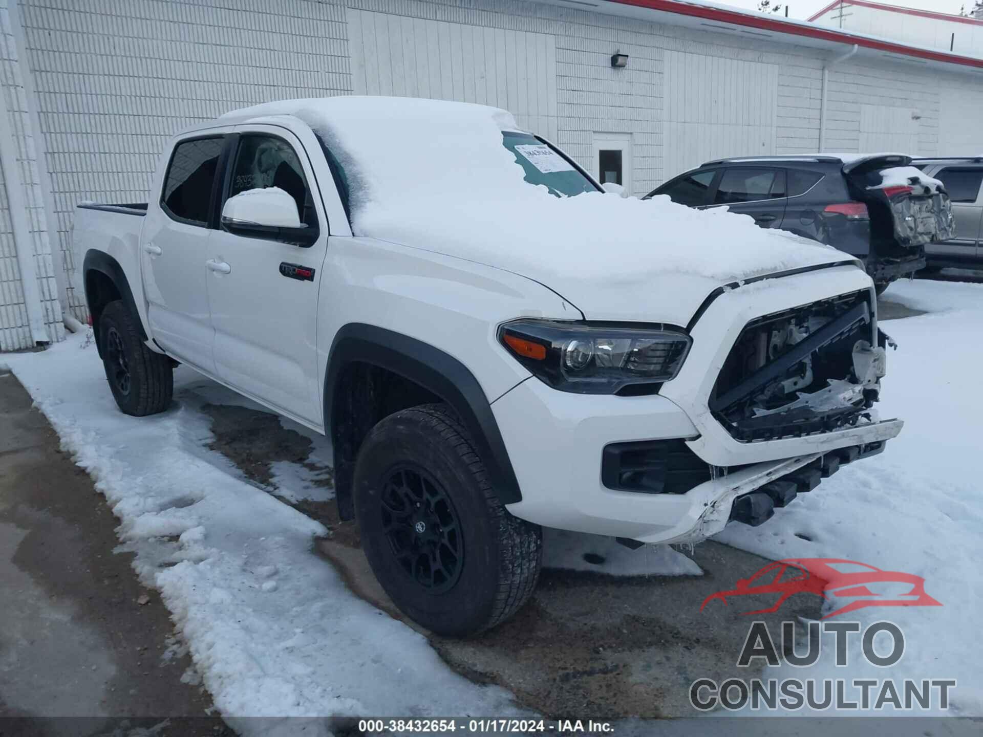 TOYOTA TACOMA 2017 - 5TFCZ5AN0HX113198