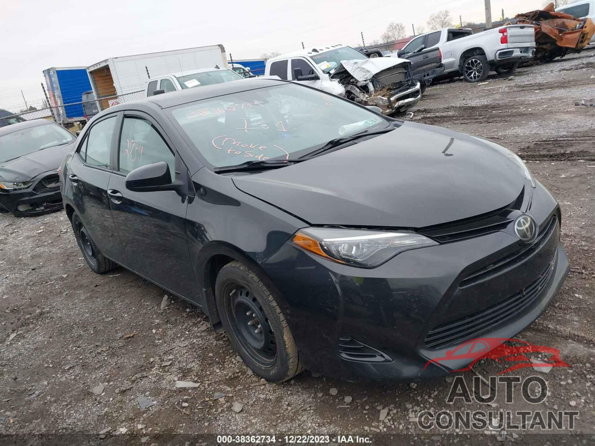 TOYOTA COROLLA 2018 - 2T1BURHE1JC061561
