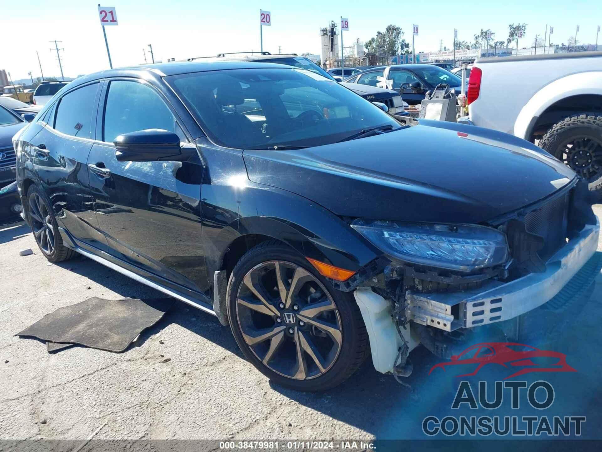 HONDA CIVIC 2018 - SHHFK7H97JU411106