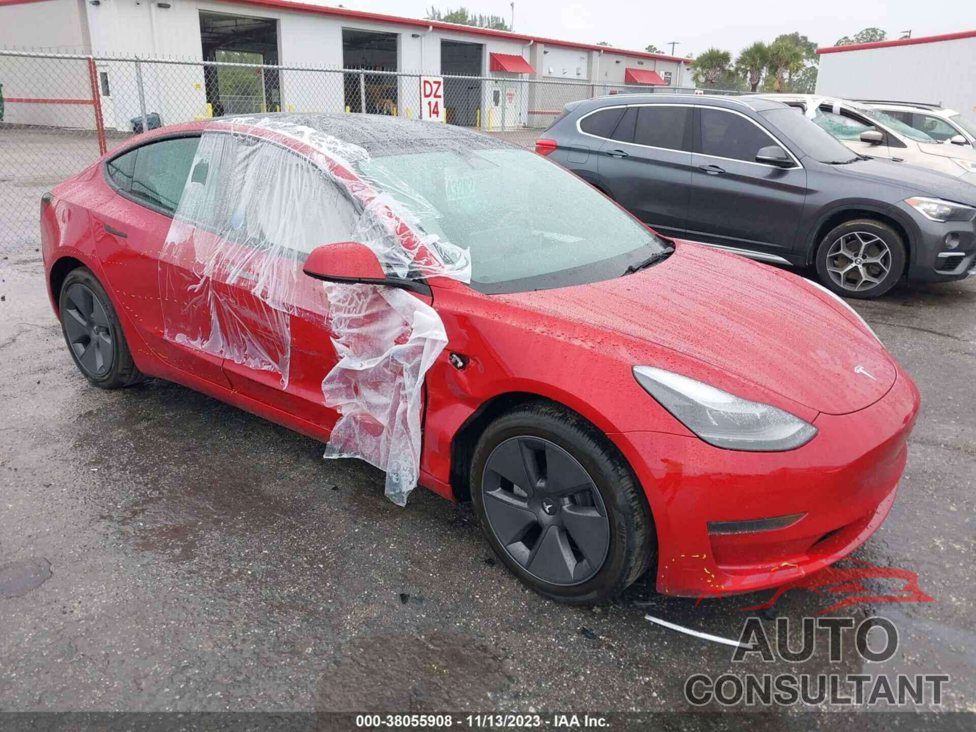 TESLA MODEL 3 2023 - 5YJ3E1EA5PF563935